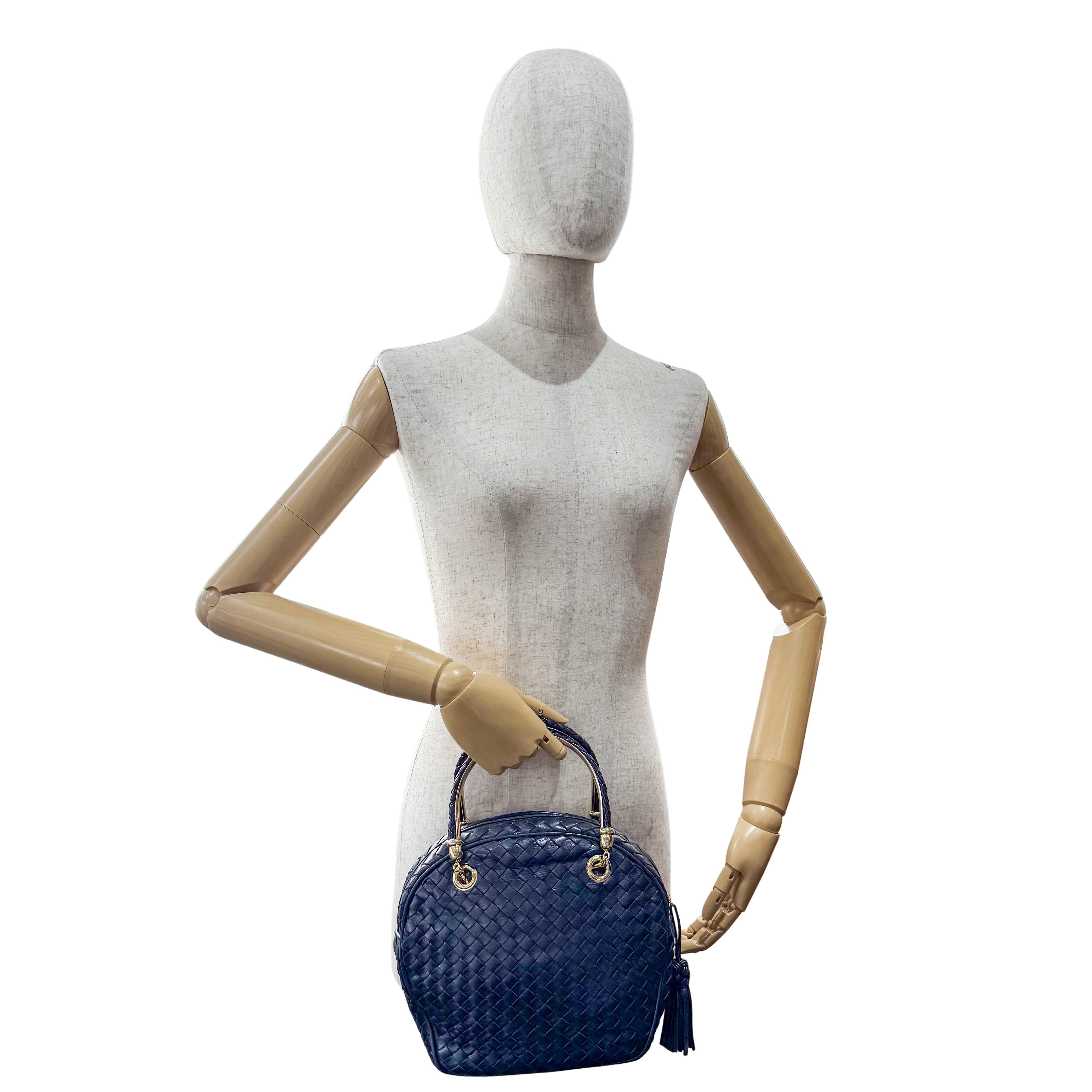 Intrecciato Round Handle Bag