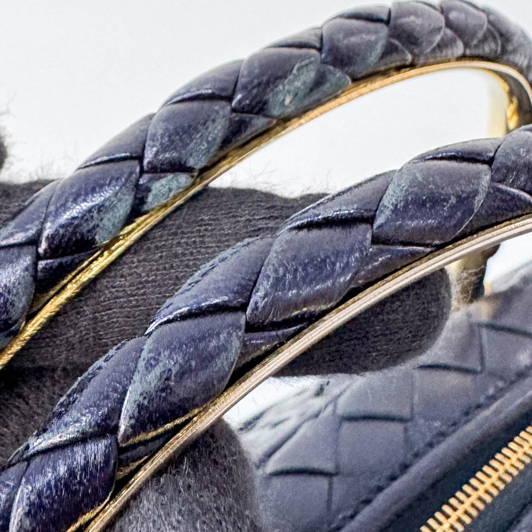 Intrecciato Round Handle Bag