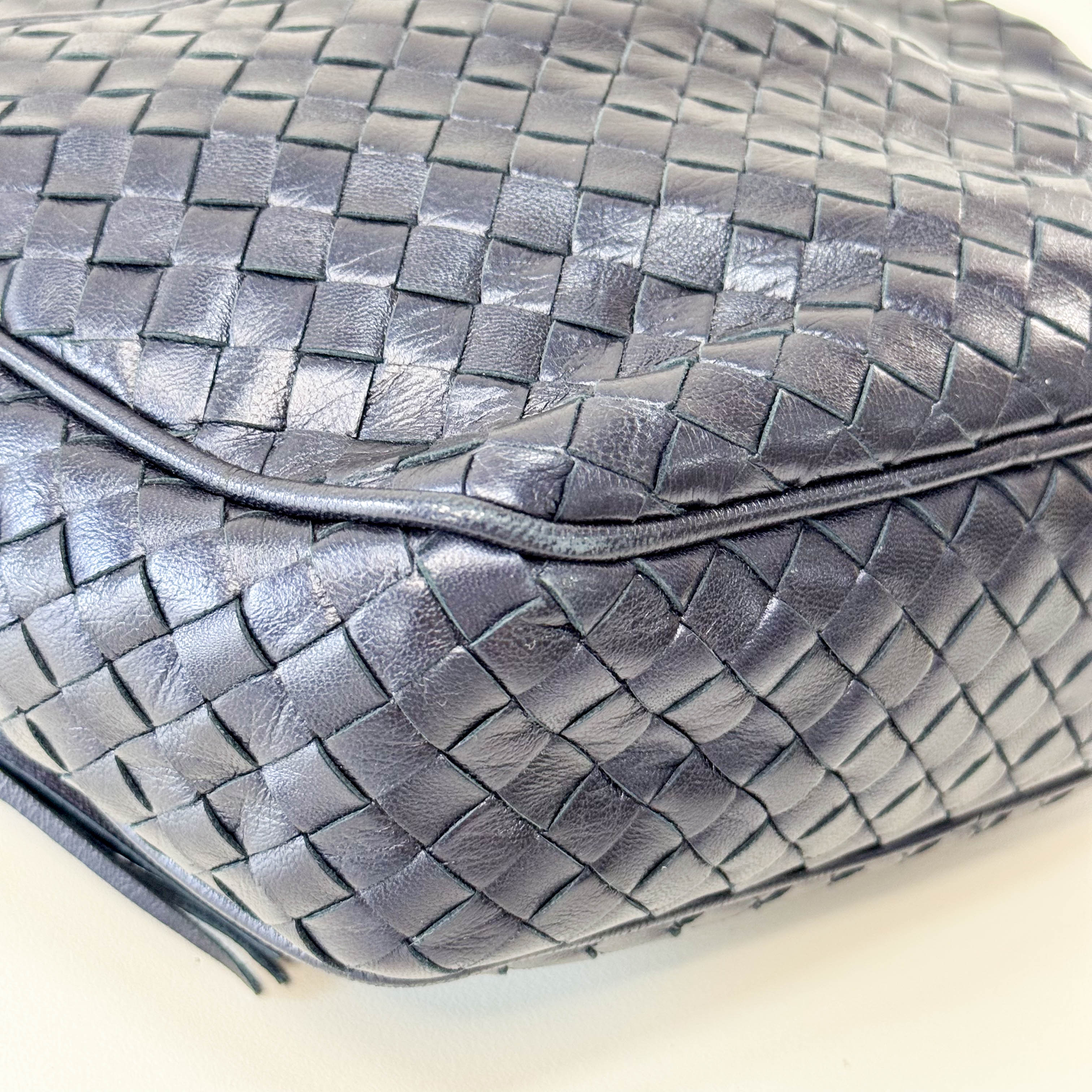 Intrecciato Round Handle Bag