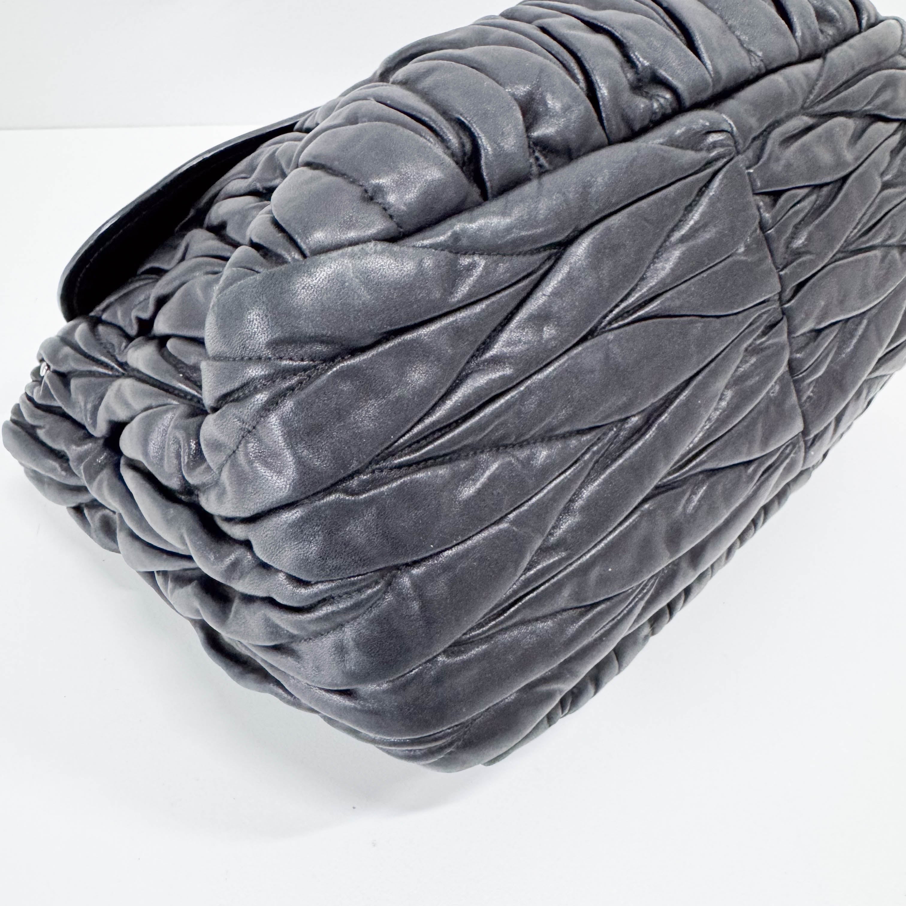 Matelassé Black Leather Shoulder Bag