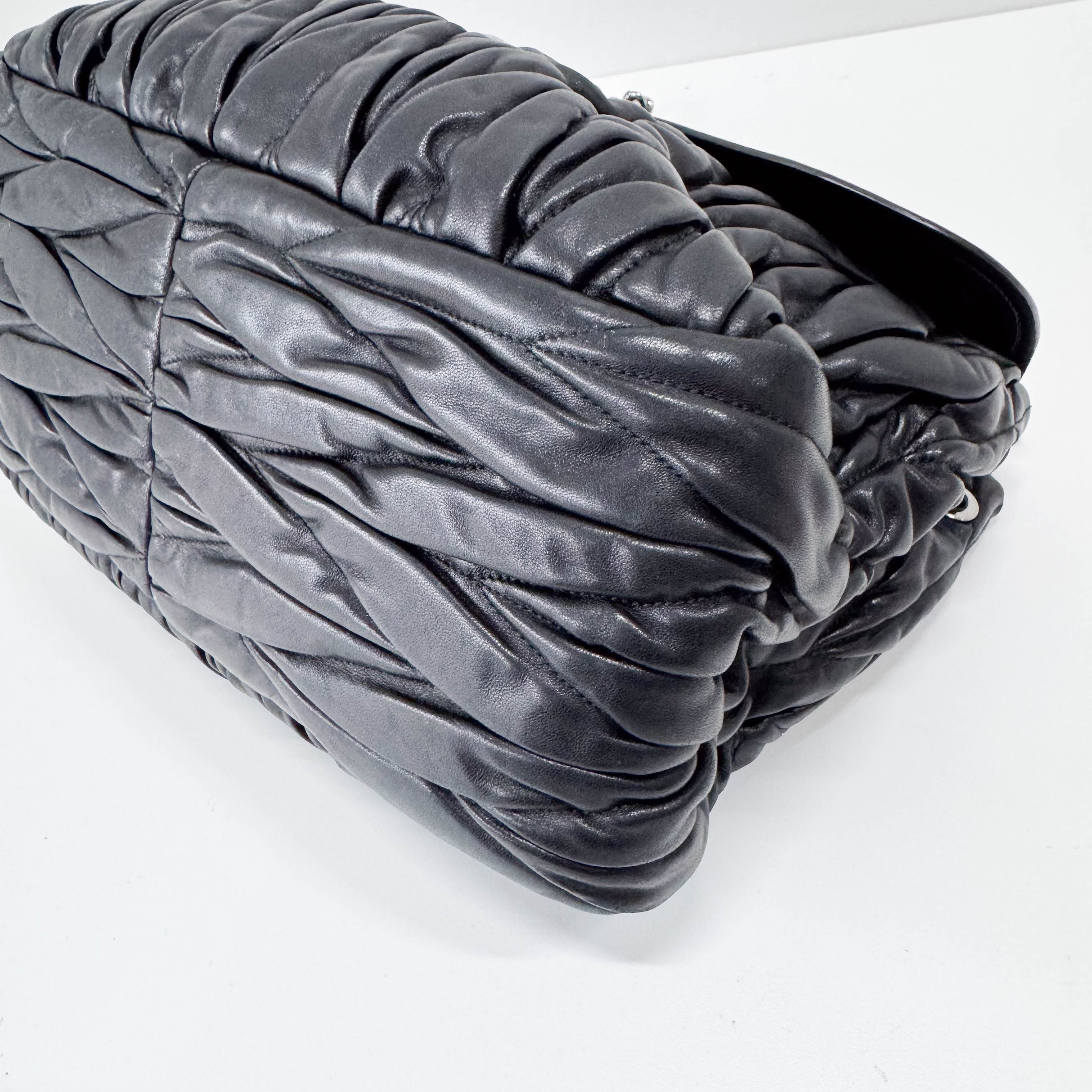 Matelassé Black Leather Shoulder Bag