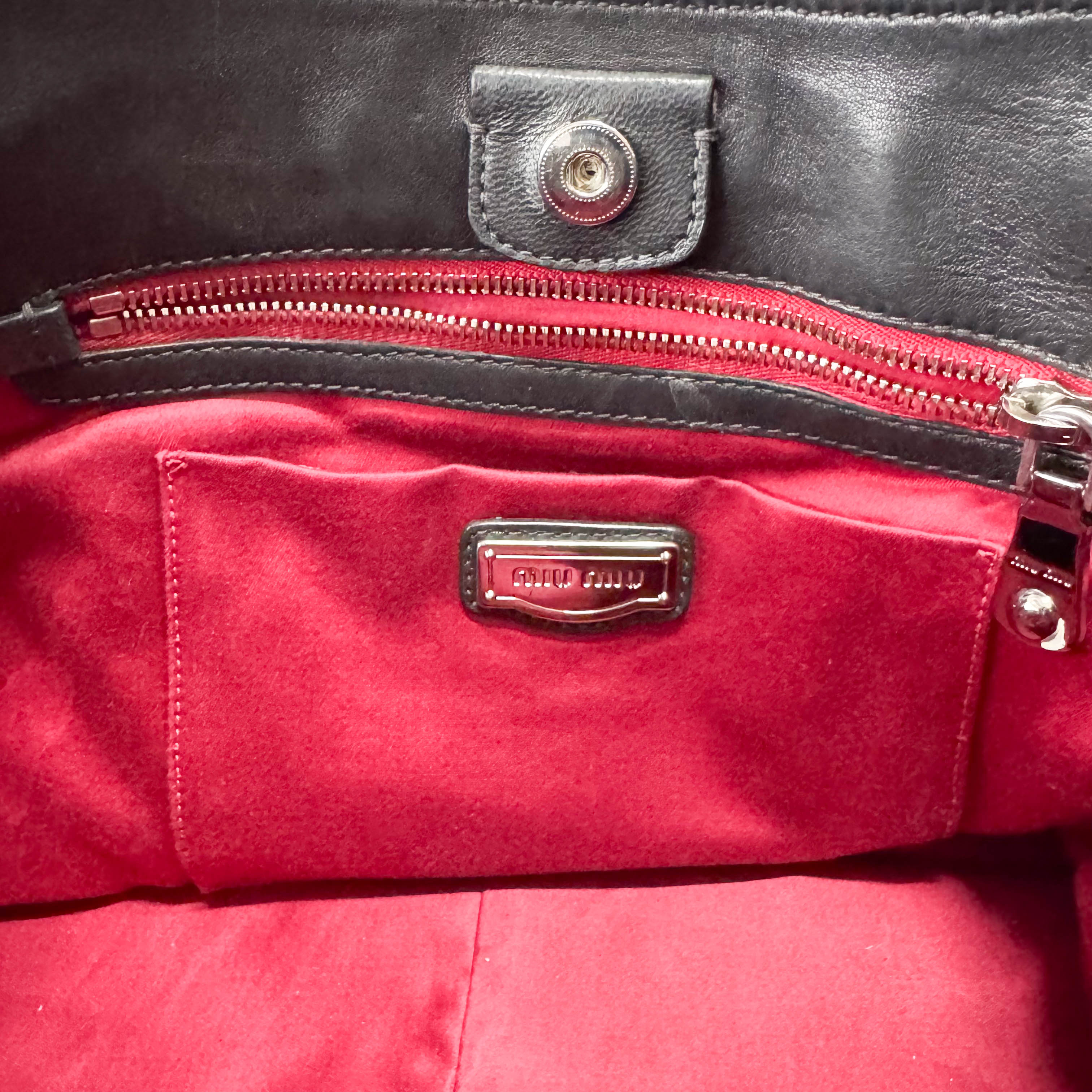 Matelassé Black Leather Shoulder Bag