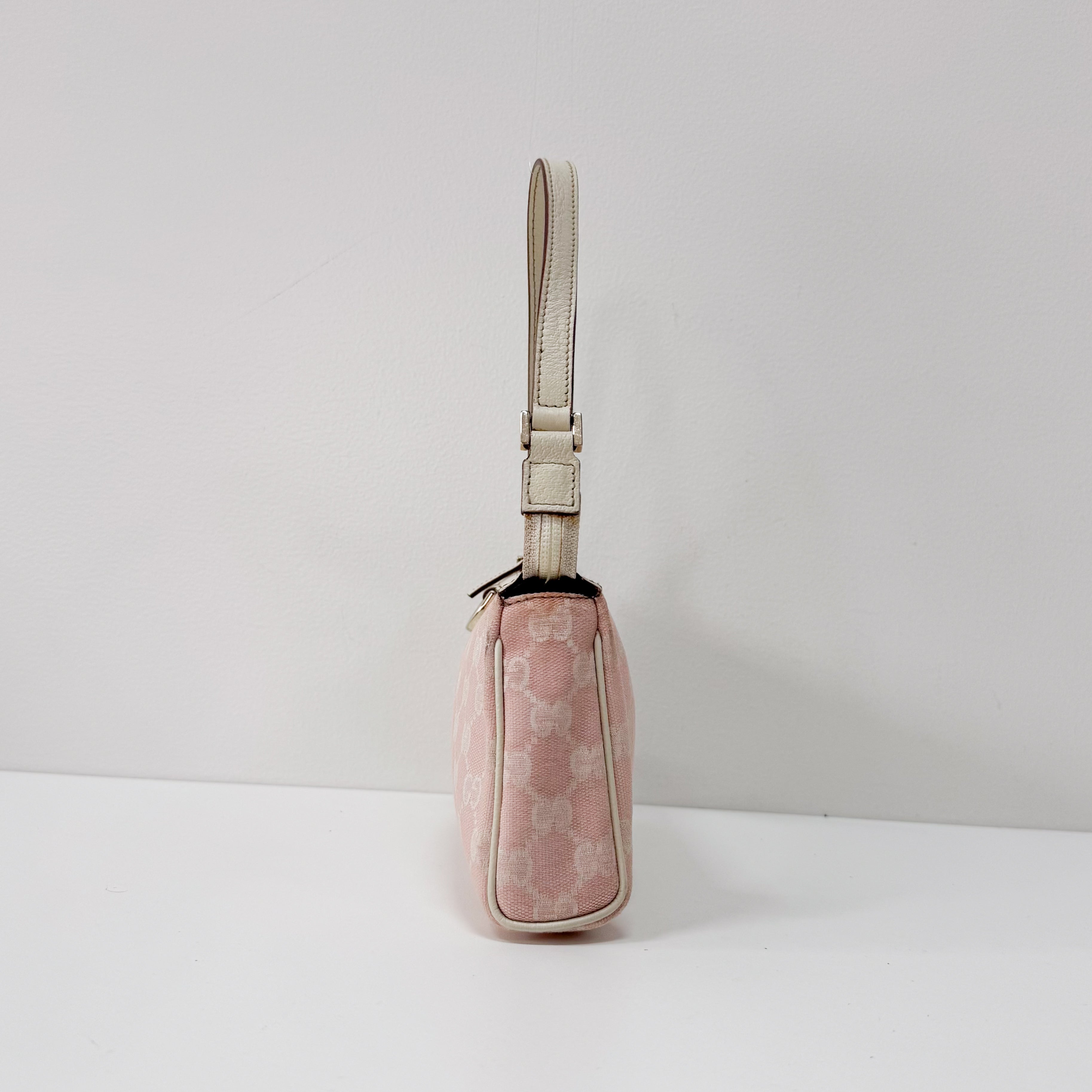 GG Canvas Pink Accessory Pouch Shoulder Bag