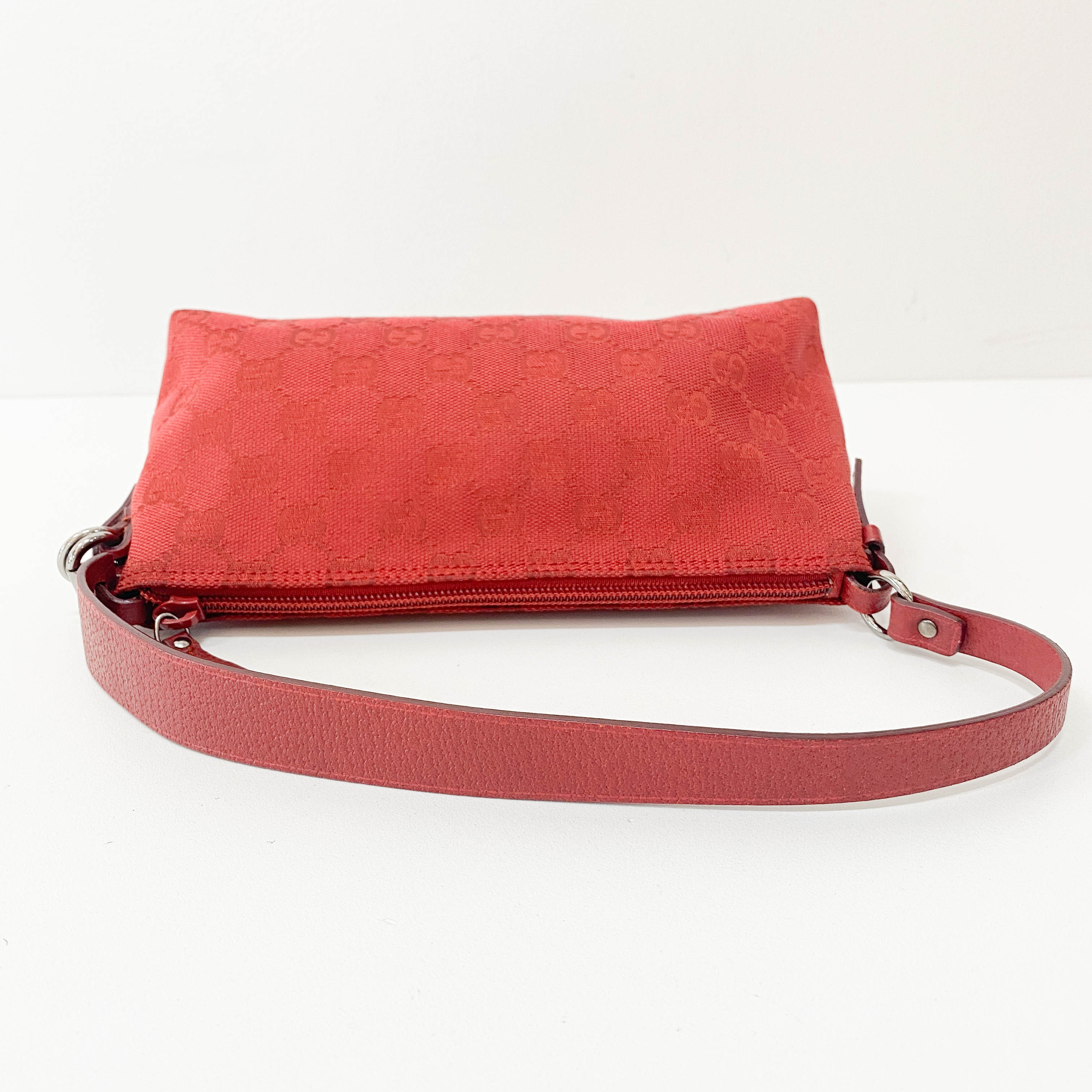Red GG Canvas Pouch