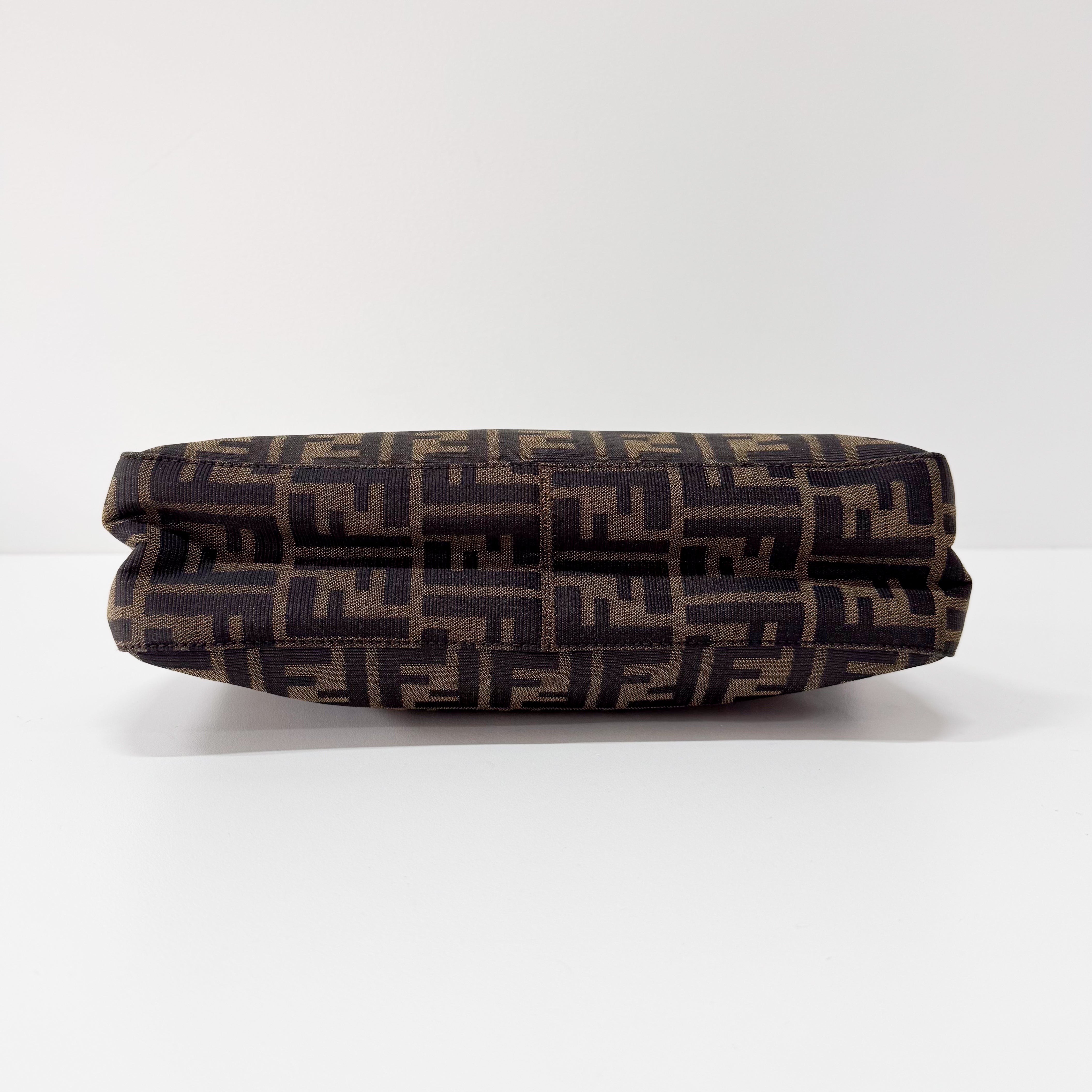 Zucca Brown Canvas Shoulder Bag