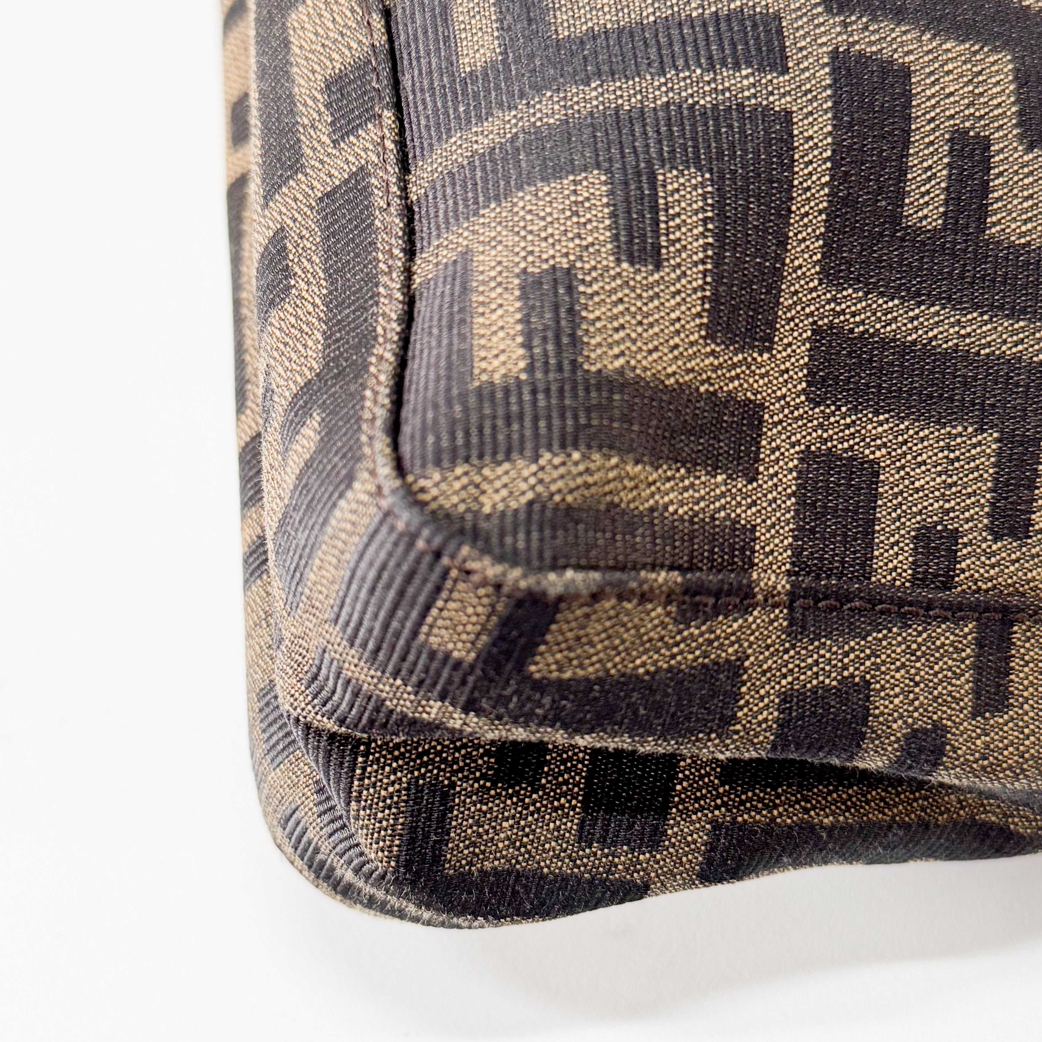 Zucca Brown Canvas Shoulder Bag