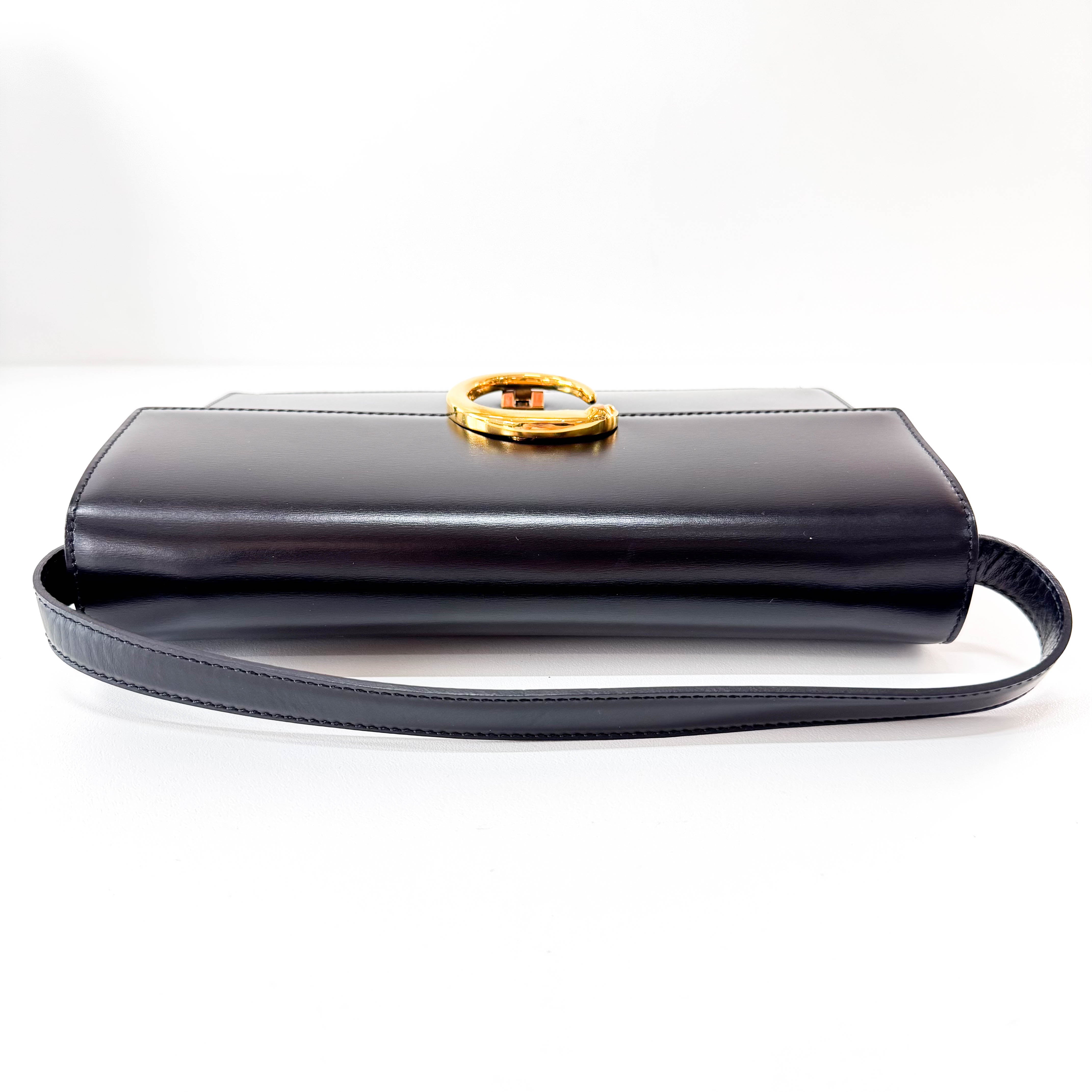 Panthère Black Leather Shoulder Bag