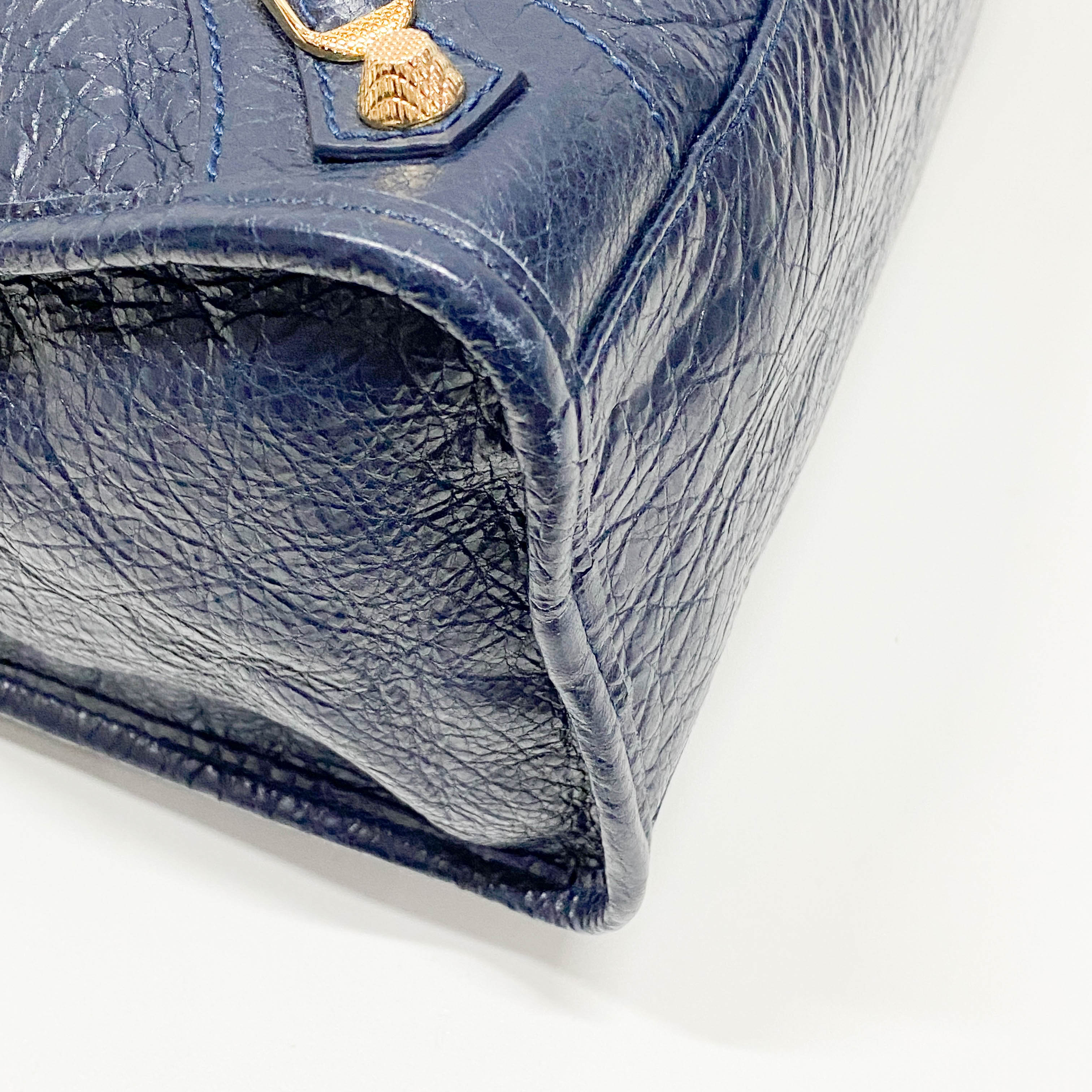 The Giant City 12 Navy Grain Calfskin Two Way Bag