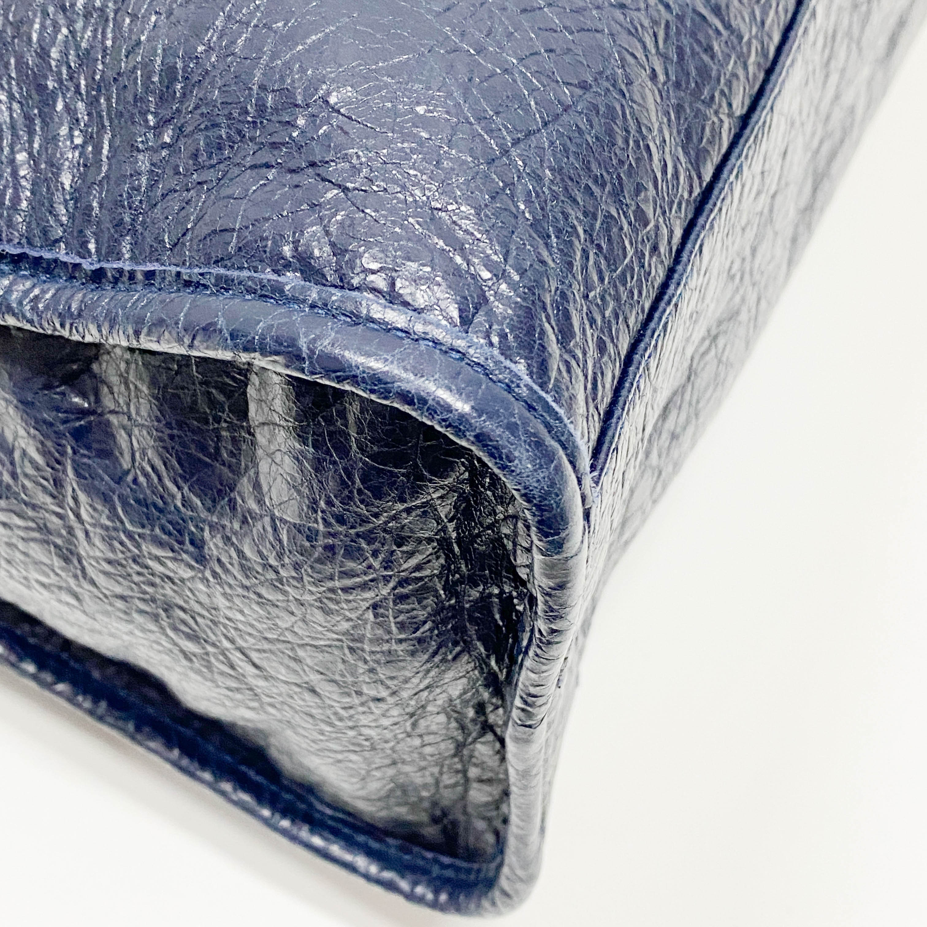 The Giant City 12 Navy Grain Calfskin Two Way Bag