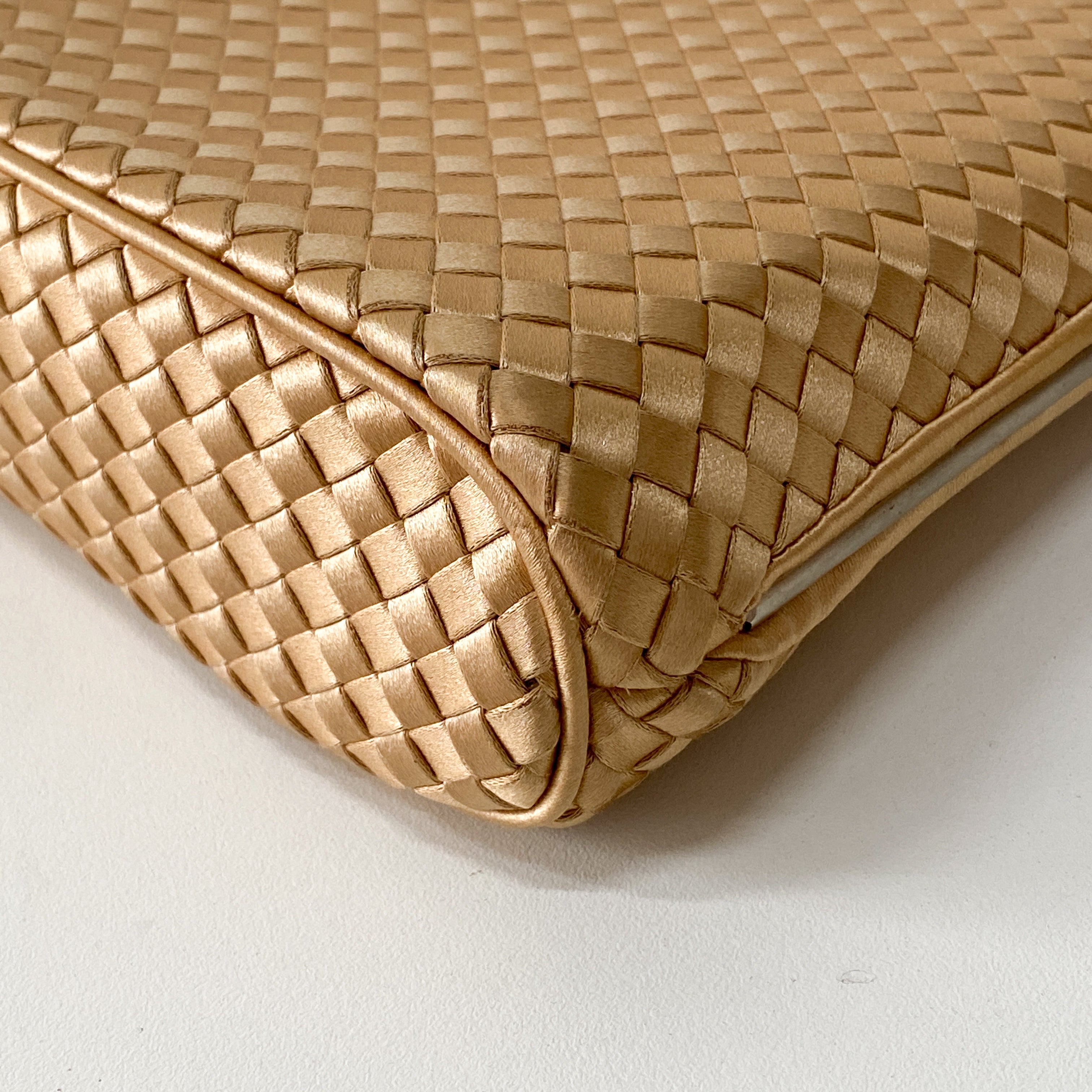 Champaigne Beige Intrecciato with Chain