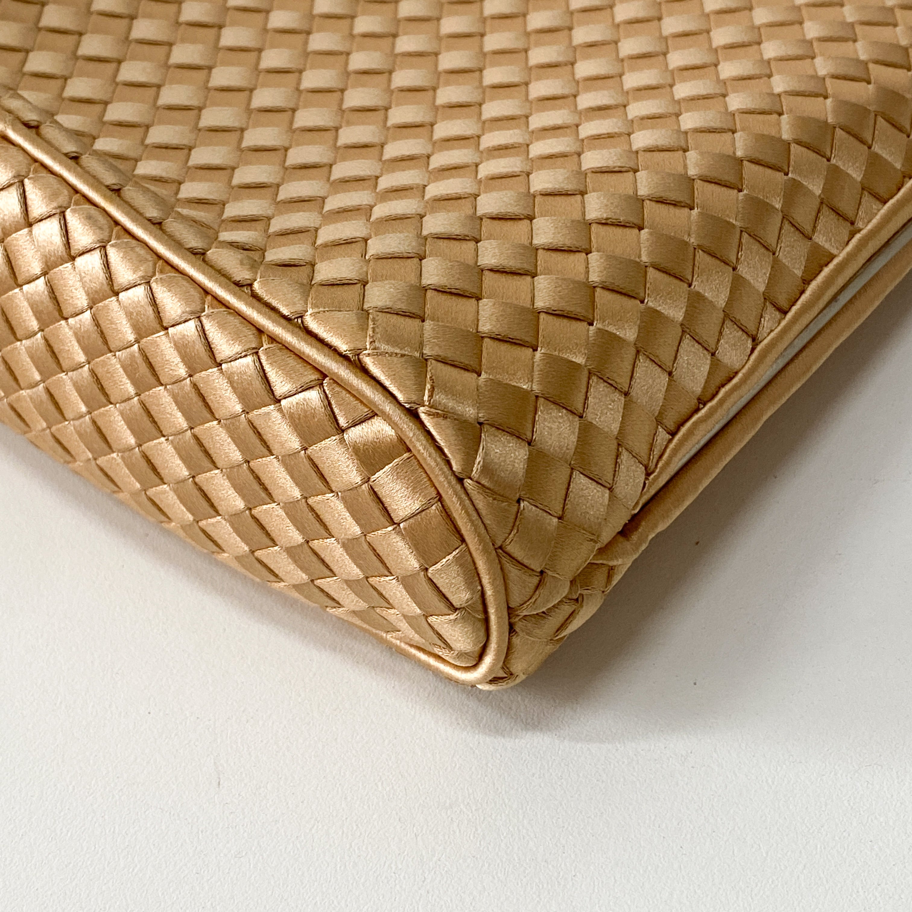 Champaigne Beige Intrecciato with Chain