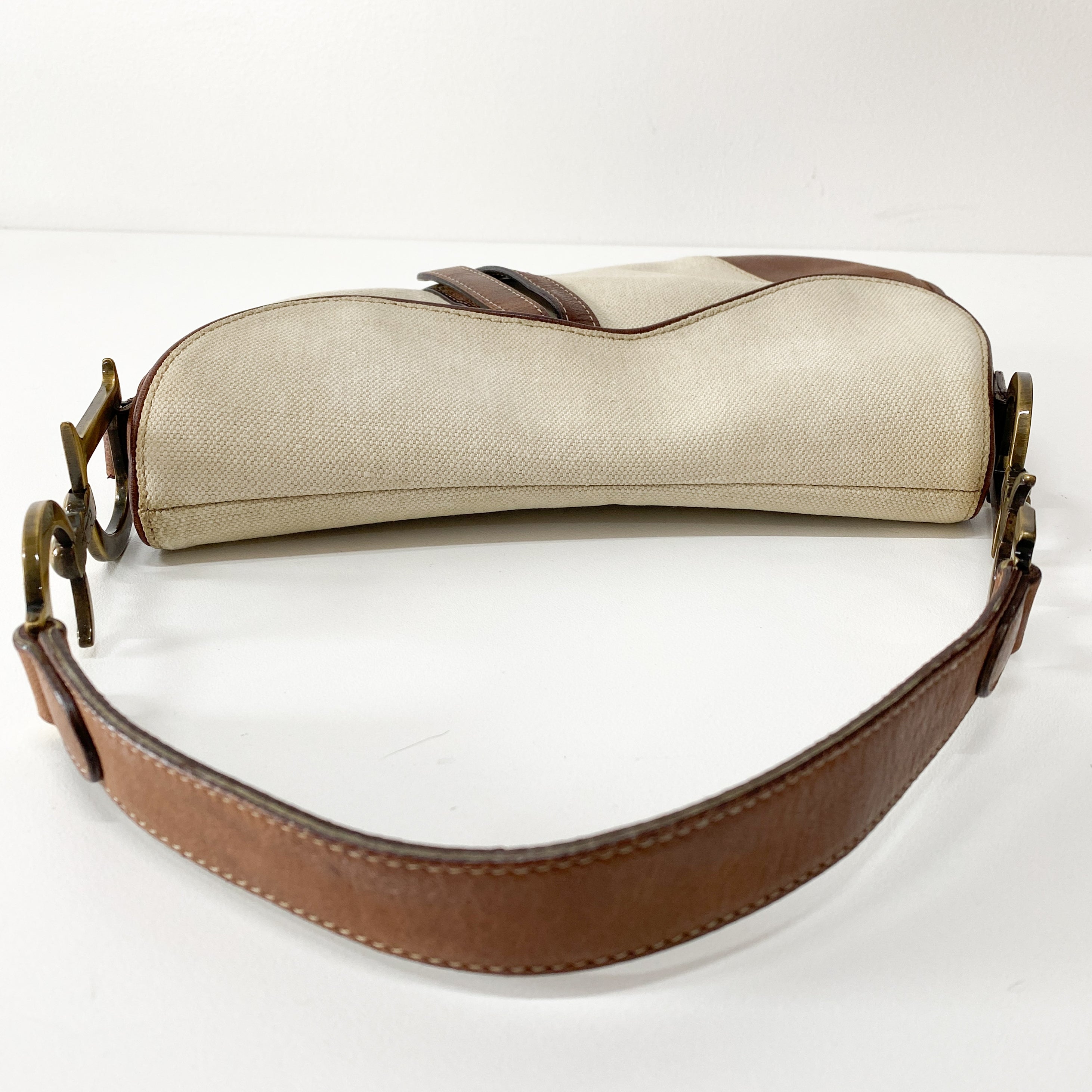 Beige and Brown Saddle