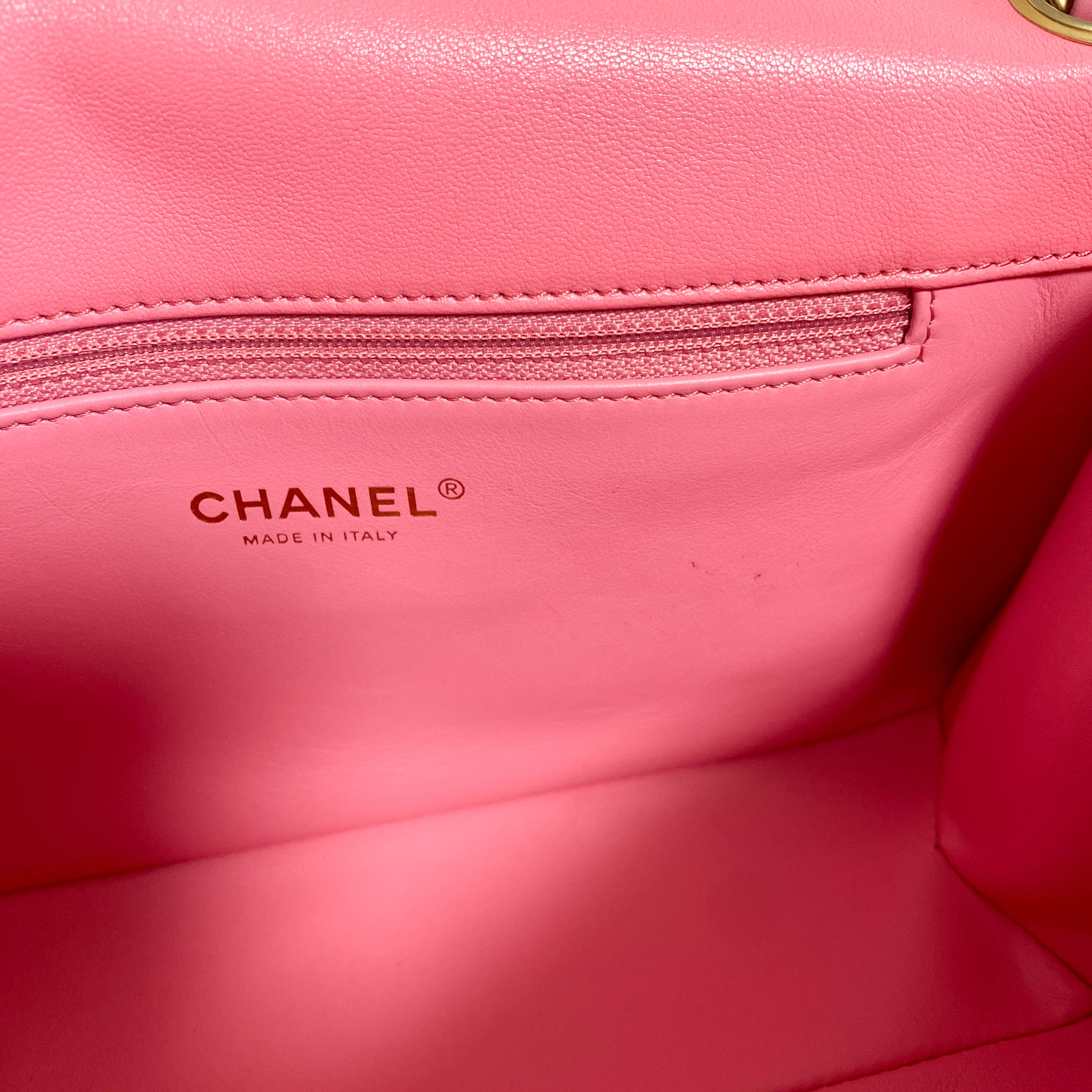 Timeless Classic 25 Pink Lambskin Quilted Shoulder Bag