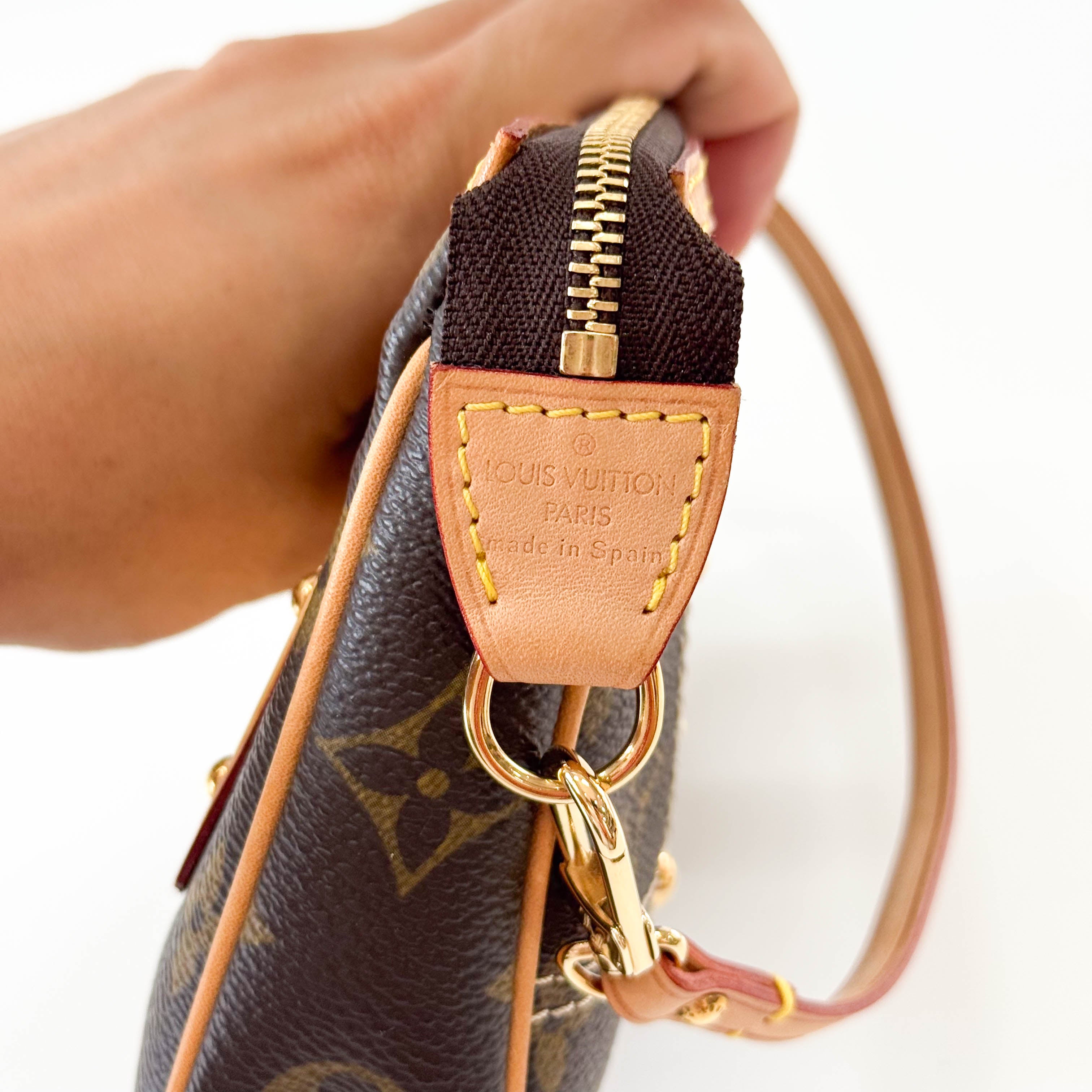 2007 Monogram Rivet Pochette Accessoires Handbag M40141