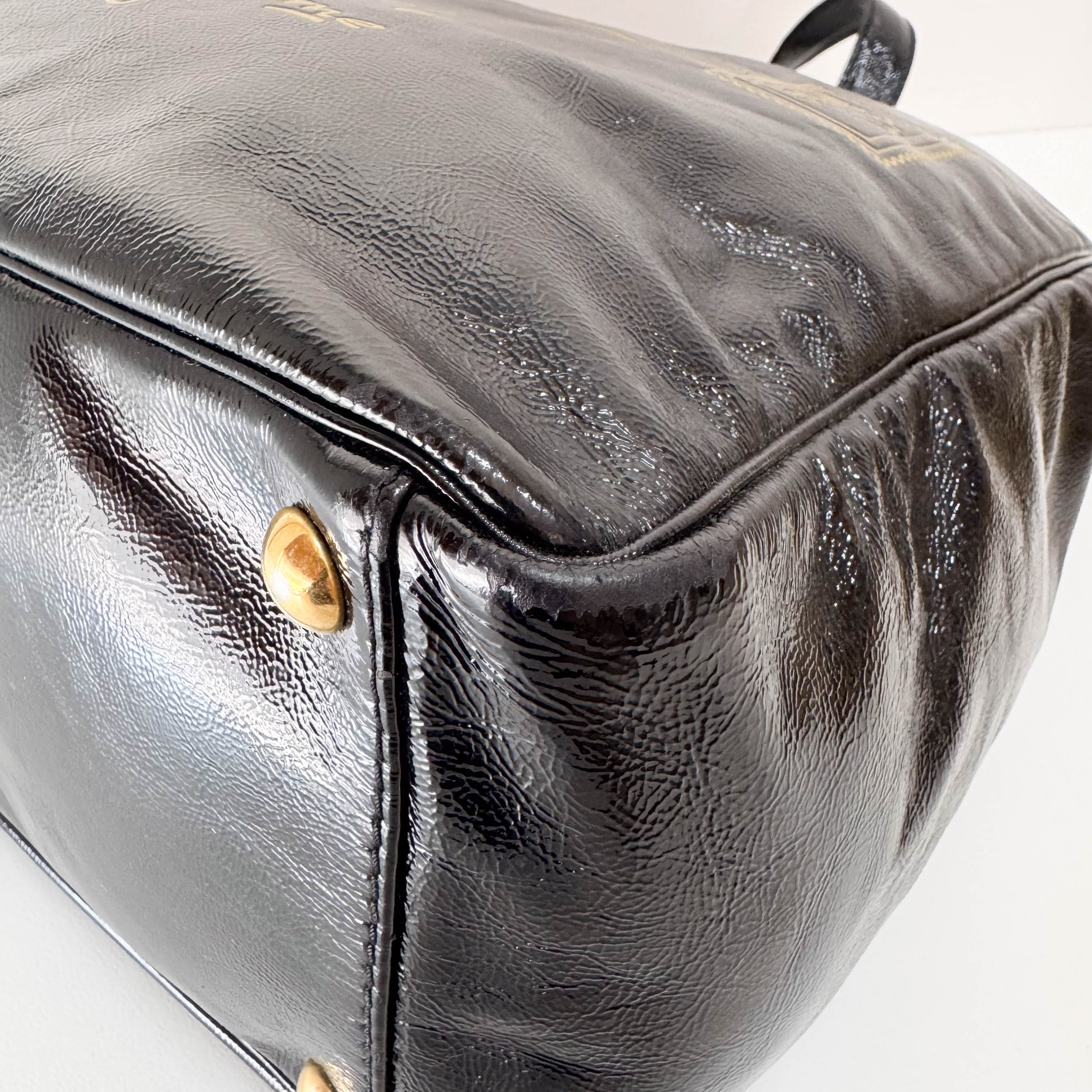 Y-mail Black/Gold Patent Leather Tote