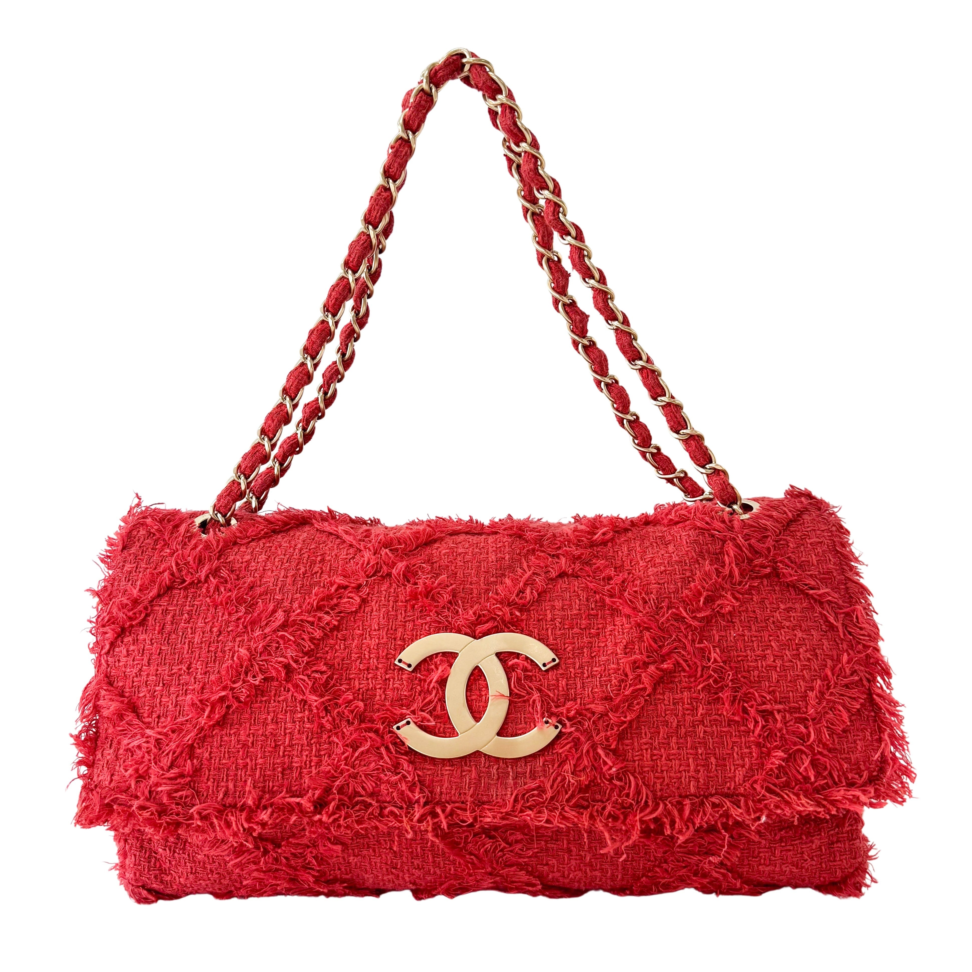 2009 Large Crochet Flap Red Shoulder Bag