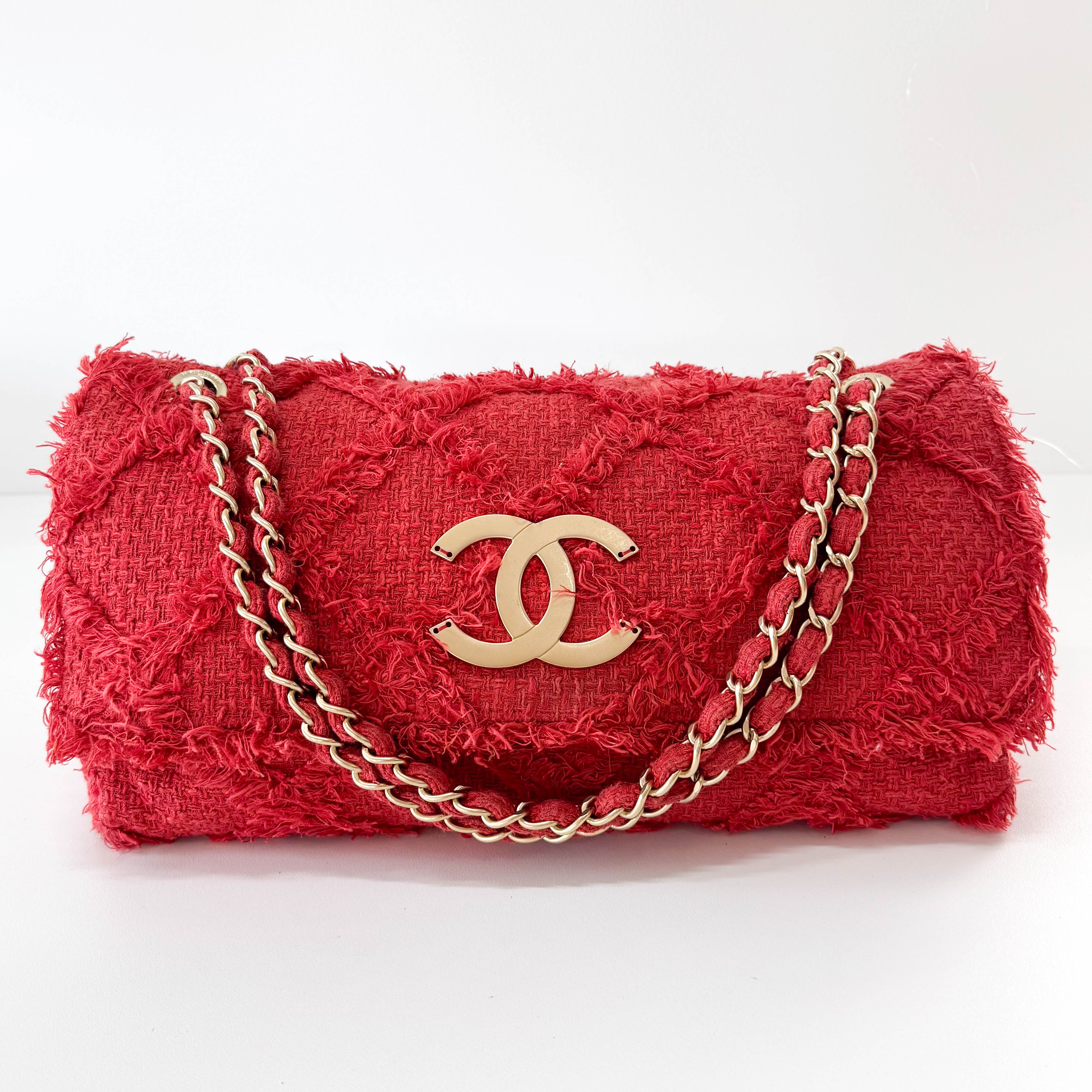 2009 Large Crochet Flap Red Shoulder Bag