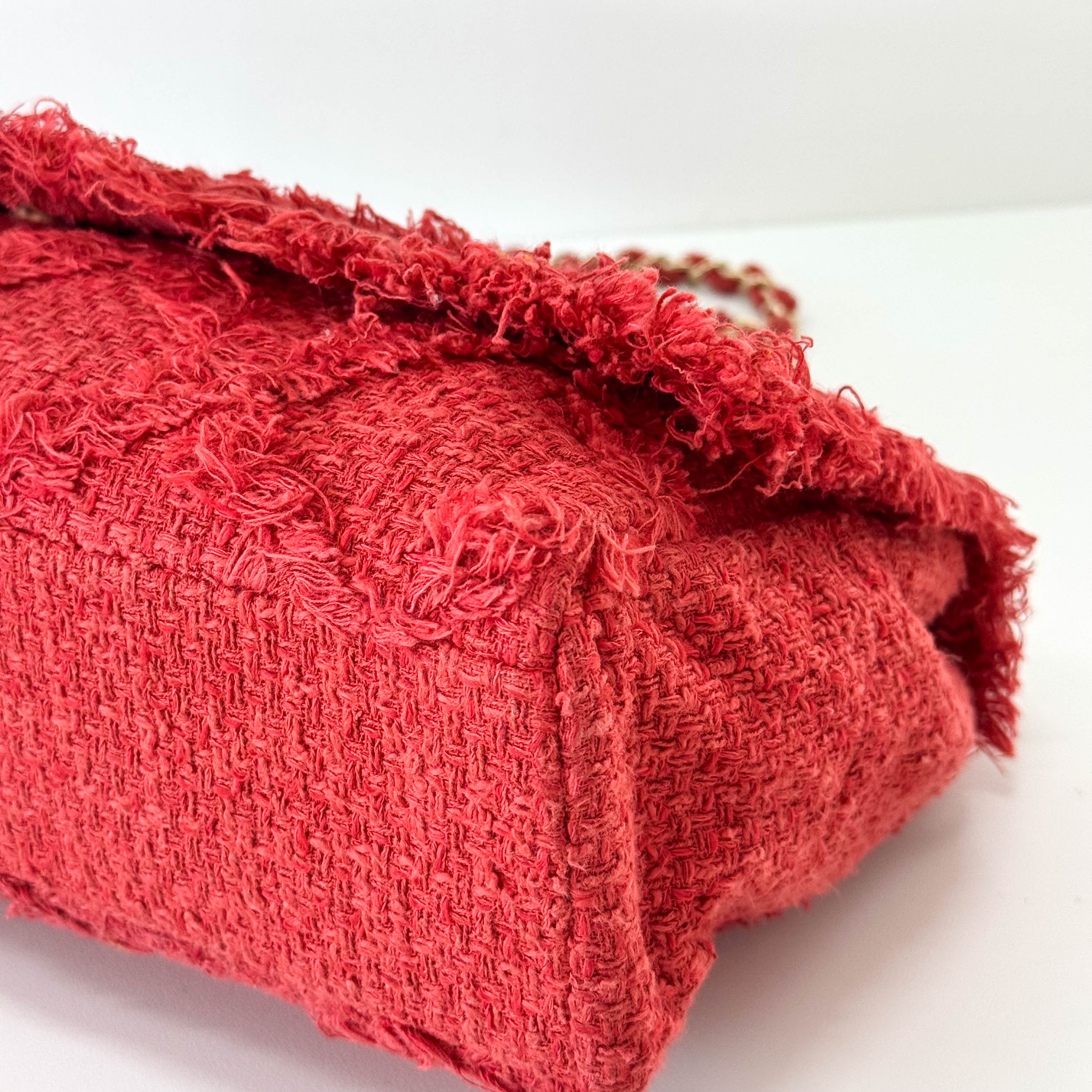 2009 Large Crochet Flap Red Shoulder Bag
