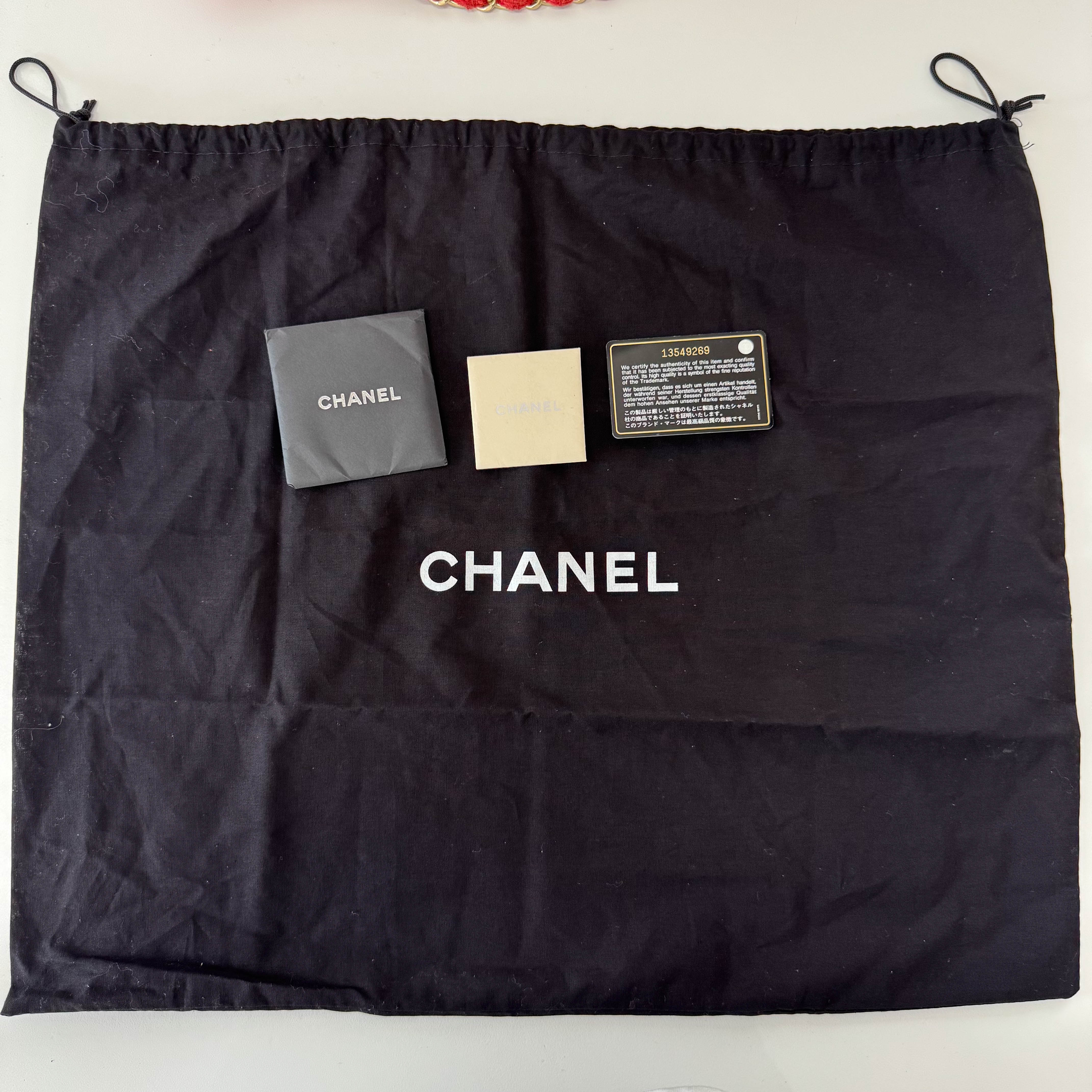 2009 Large Crochet Flap Red Shoulder Bag