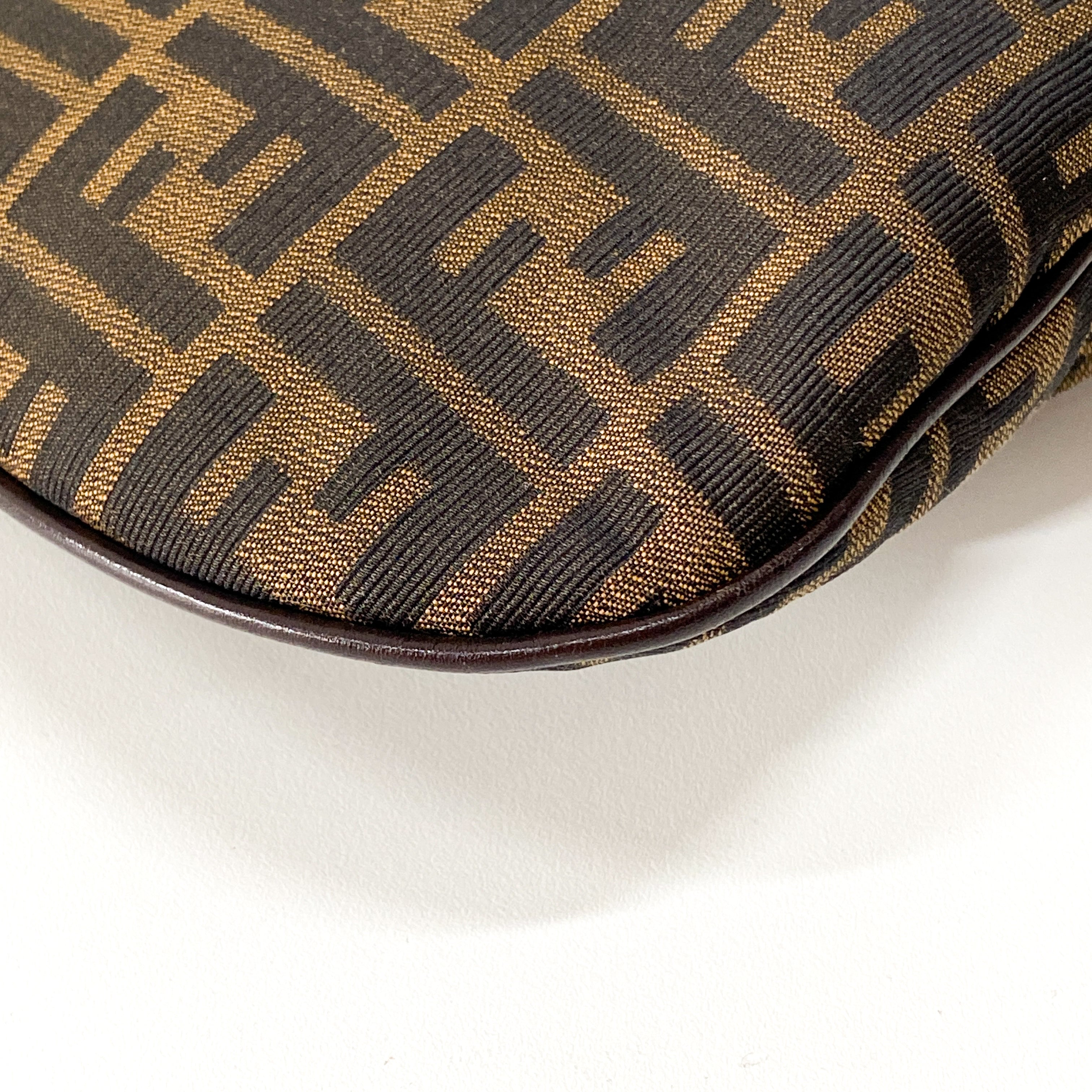 Zucca Brown Canvas Shoulder Bag