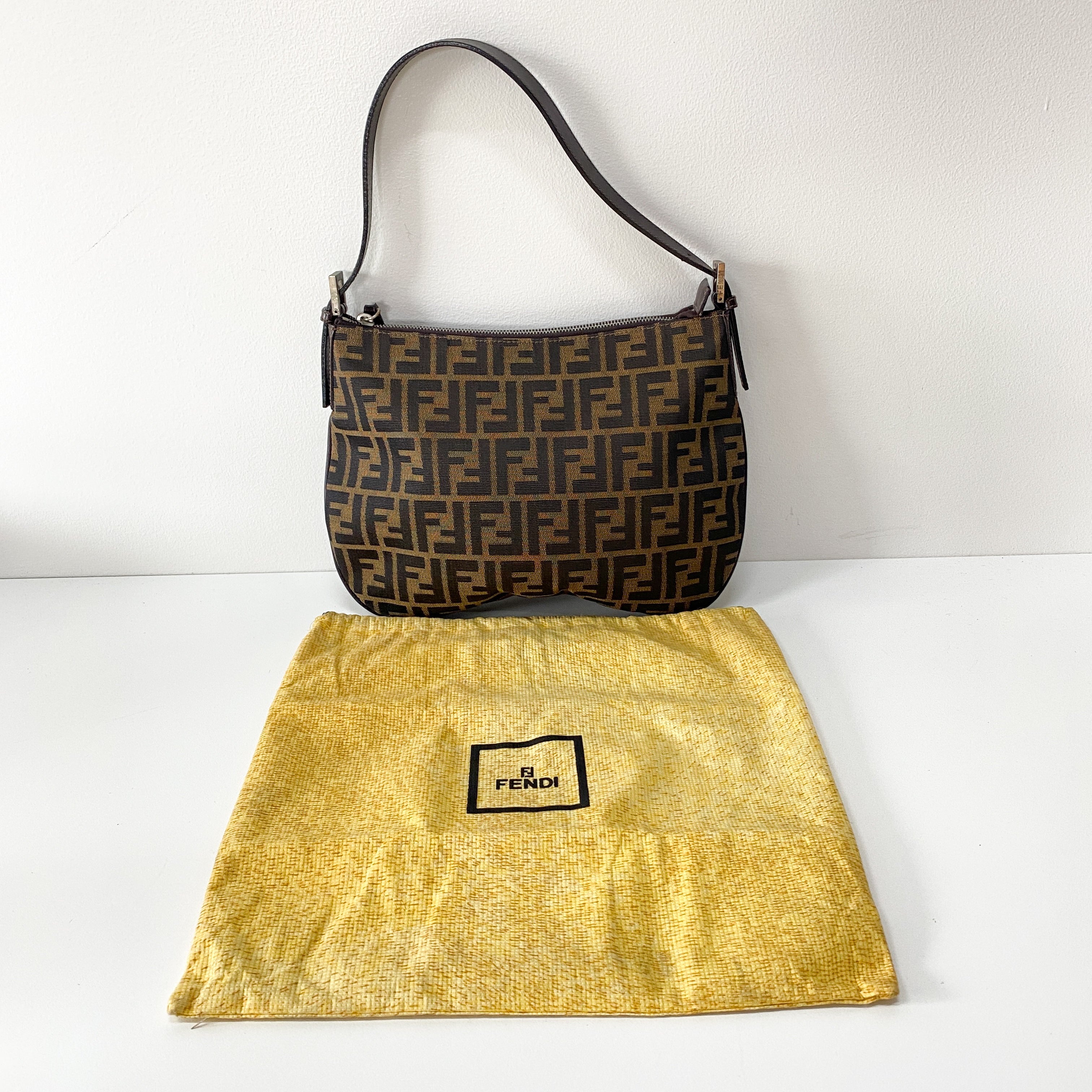 Zucca Brown Canvas Shoulder Bag