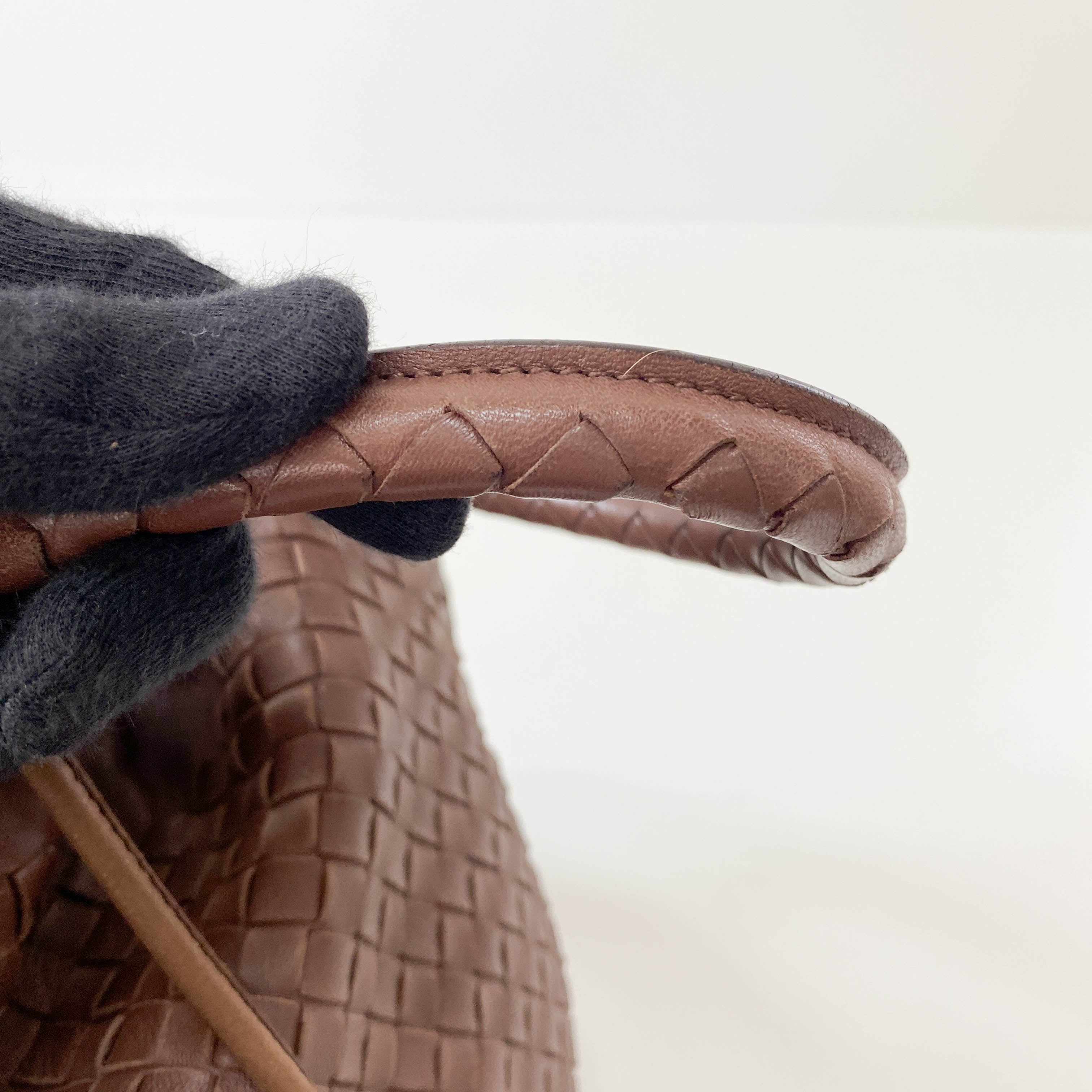 Intrecciato Brown Leather Drawstring bag