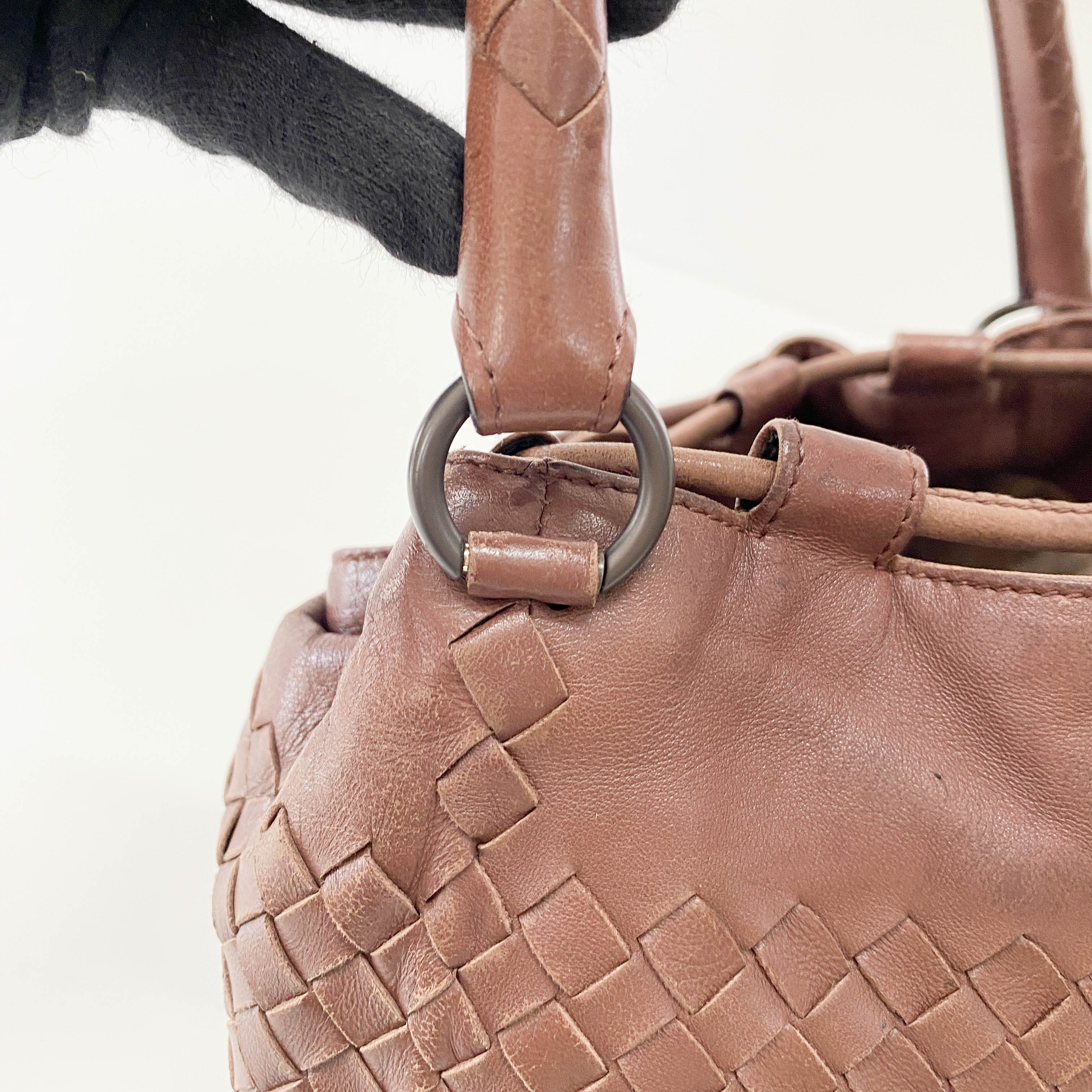 Intrecciato Brown Leather Drawstring bag