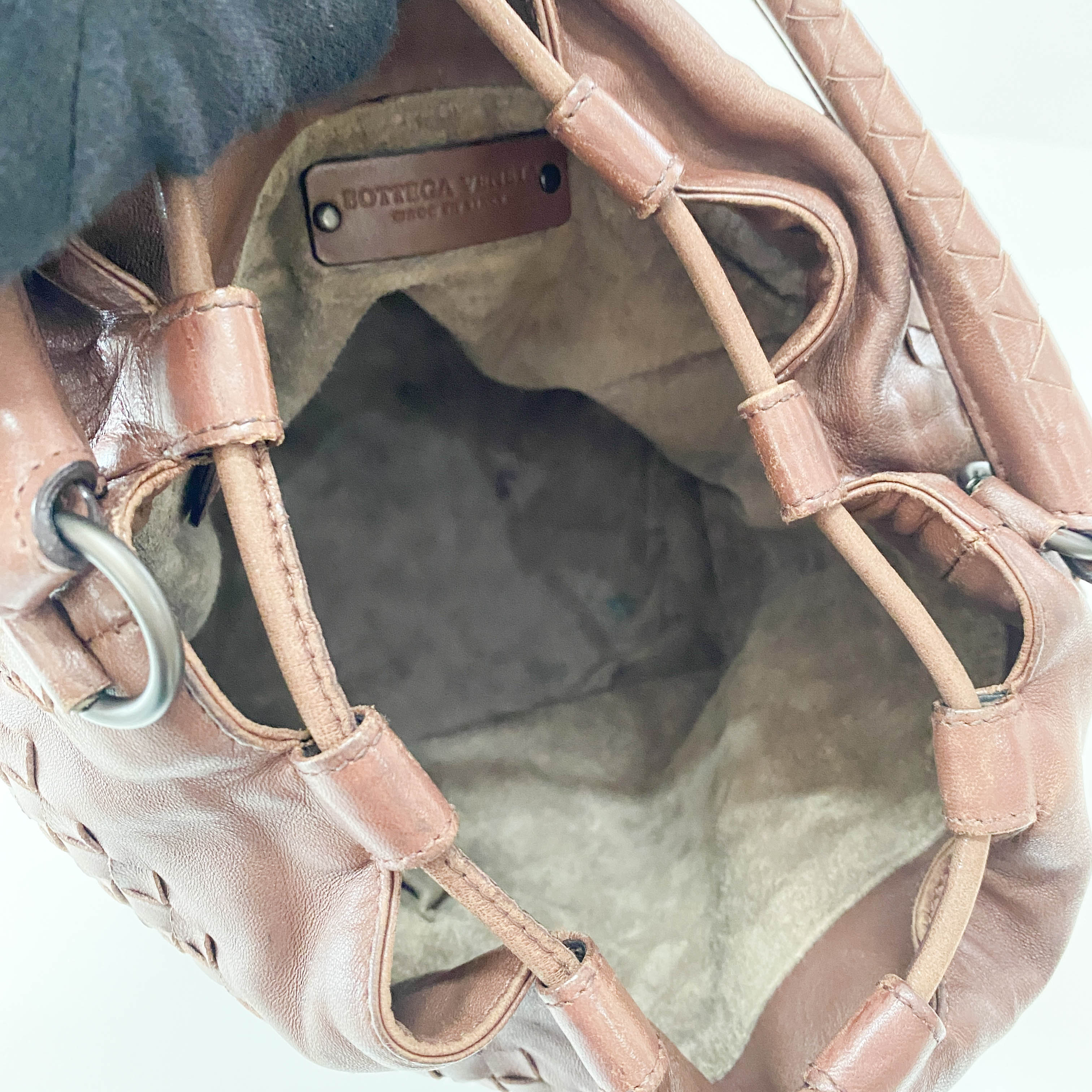 Intrecciato Brown Leather Drawstring bag