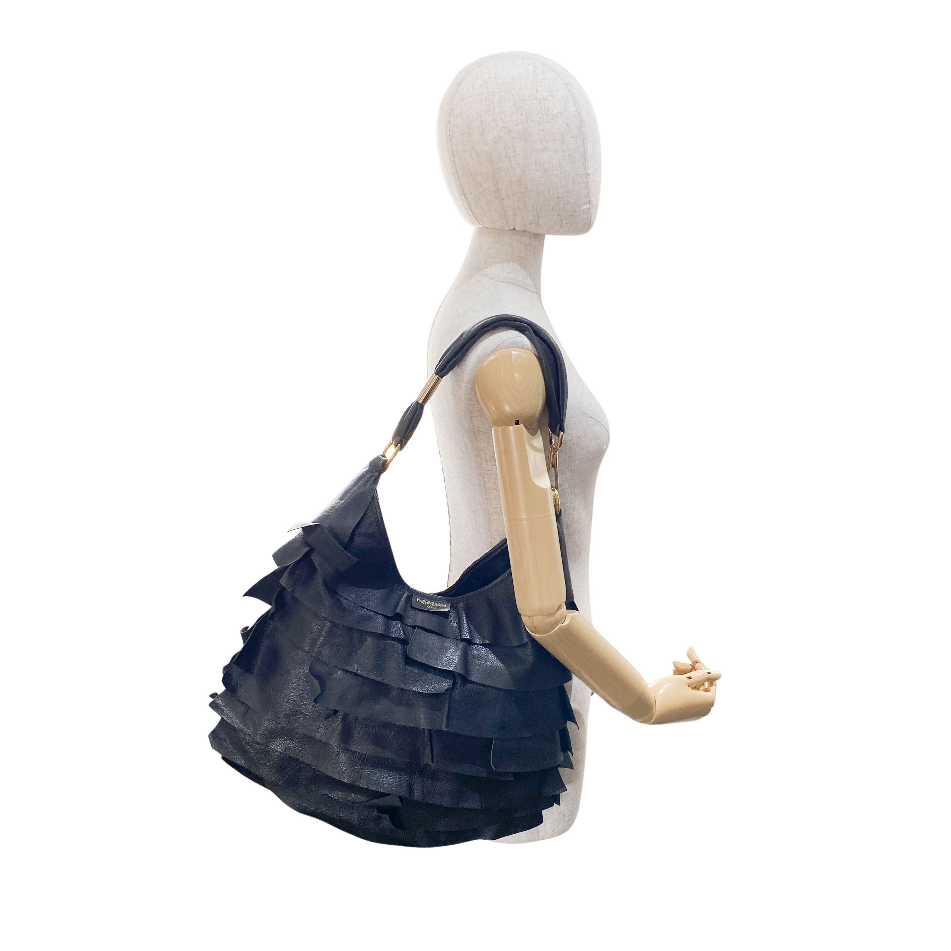 Saint Tropez Black Leather Shoulder Bag