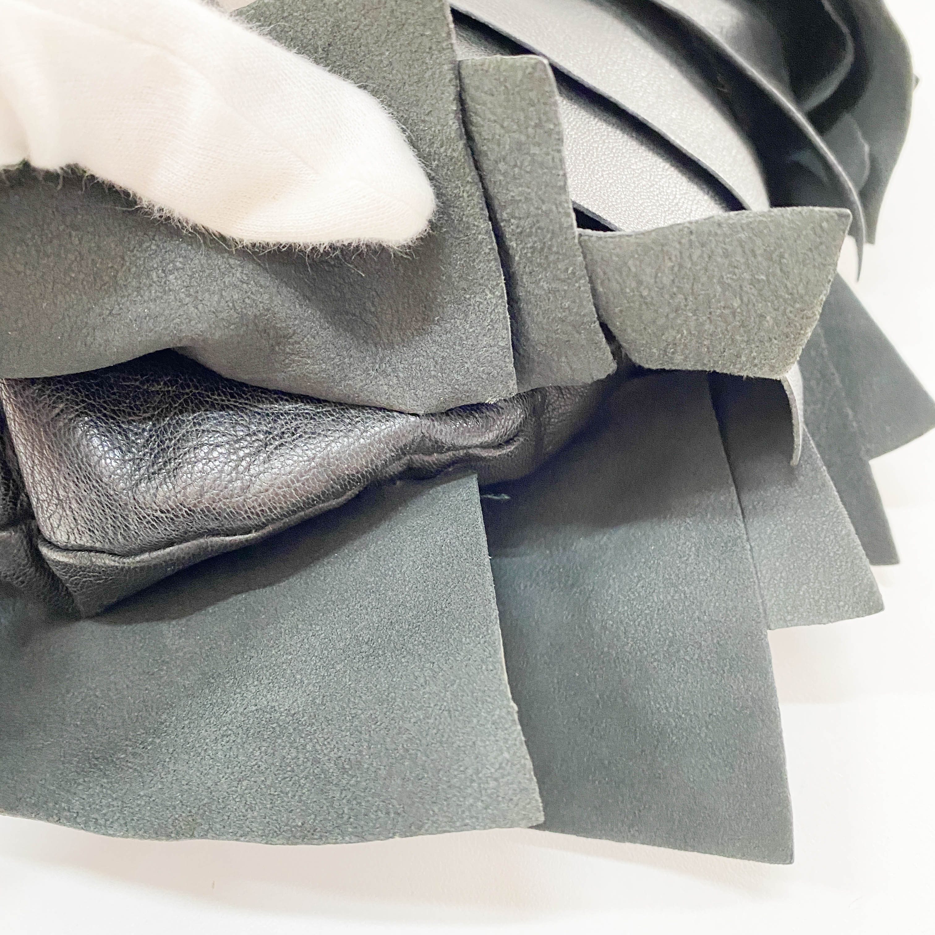 Saint Tropez Black Leather Shoulder Bag