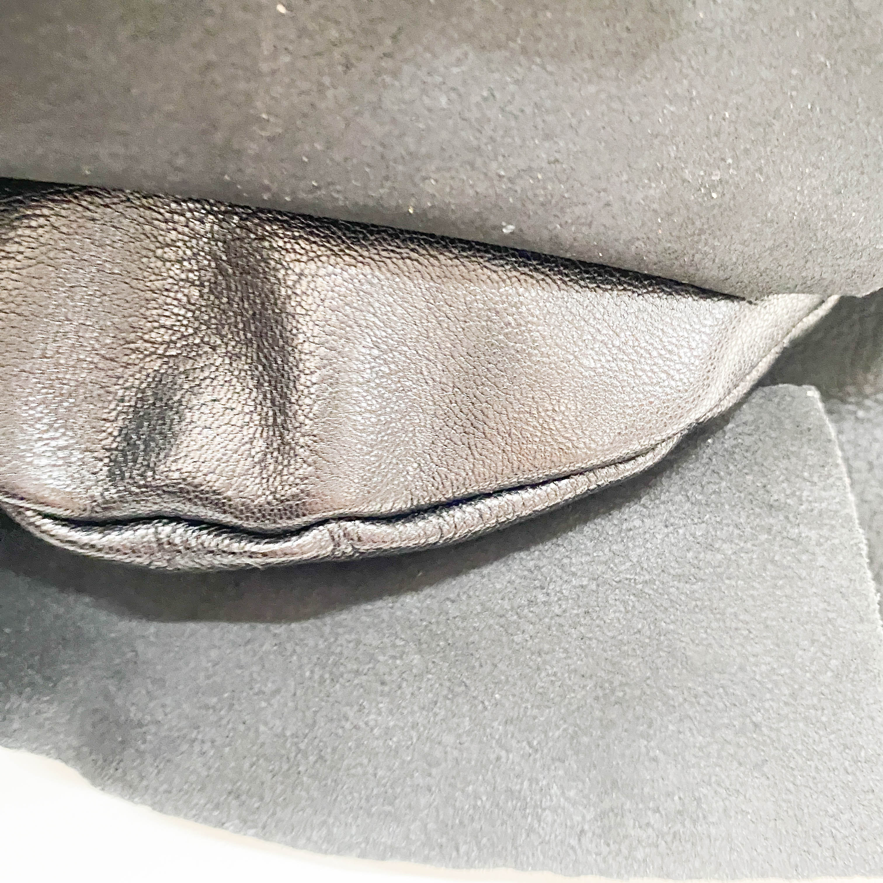 Saint Tropez Black Leather Shoulder Bag