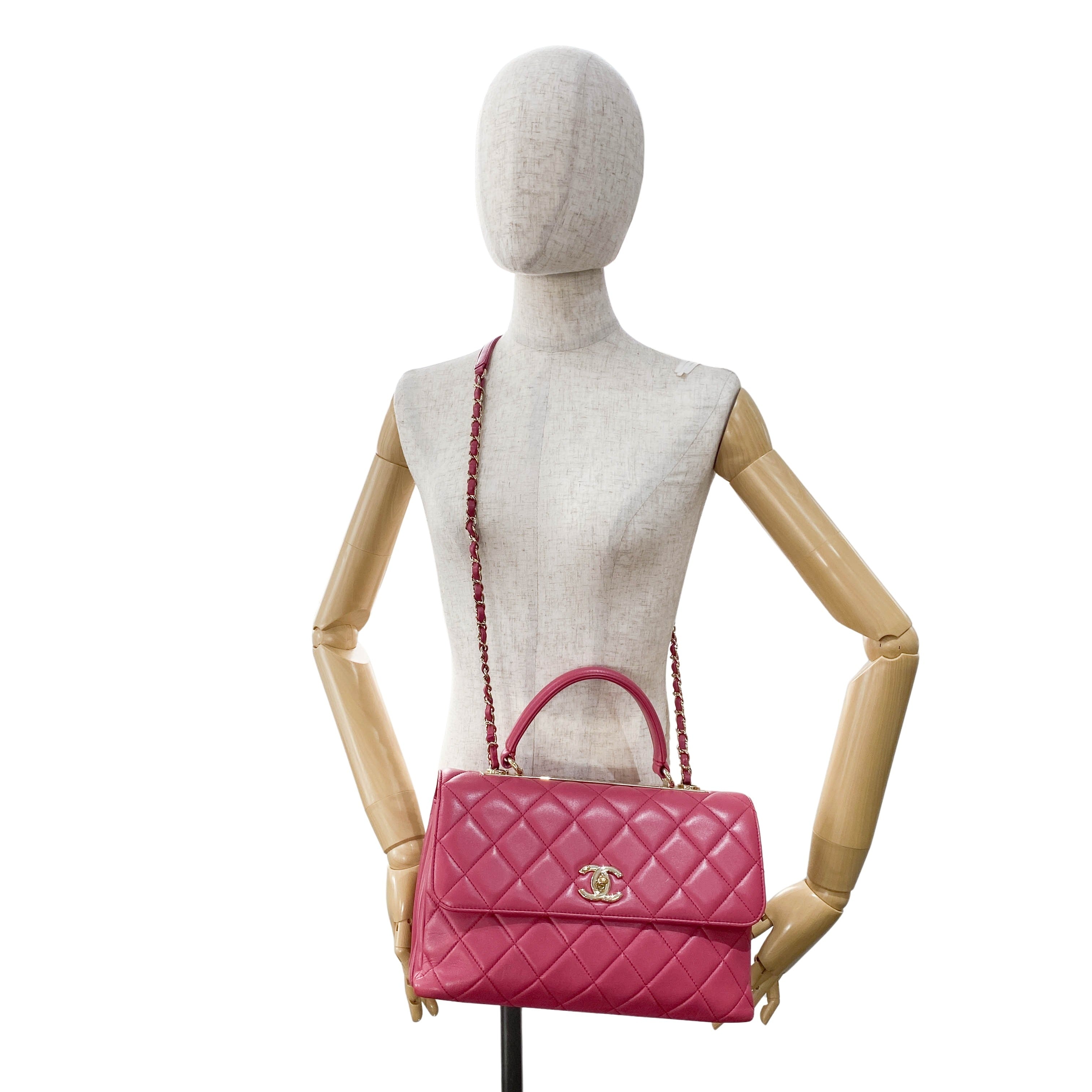 Trendy CC Lambskin Pink Handle Bag