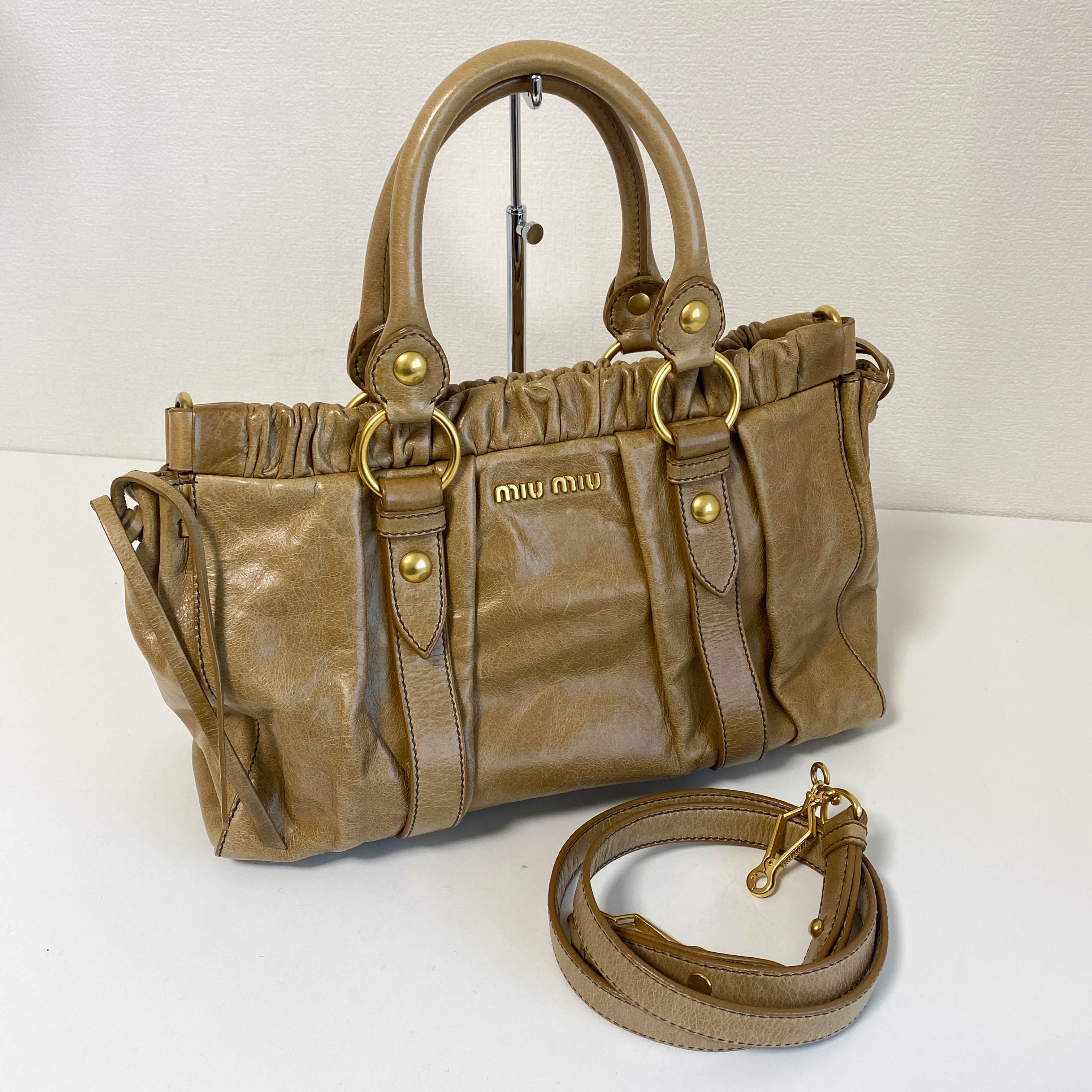 Vitello Bauletto Brown Leather Shoulder Bag