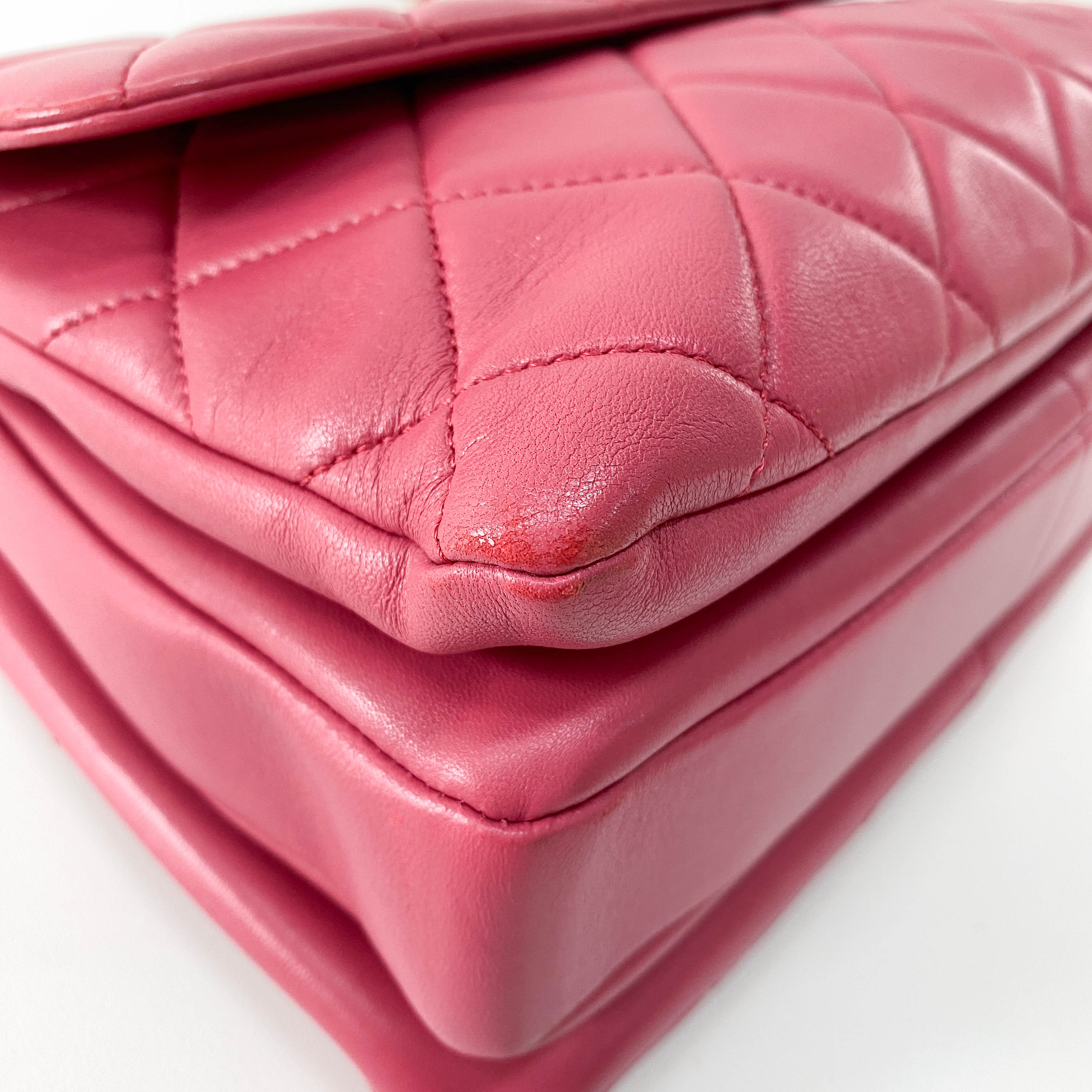 Trendy CC Lambskin Pink Handle Bag