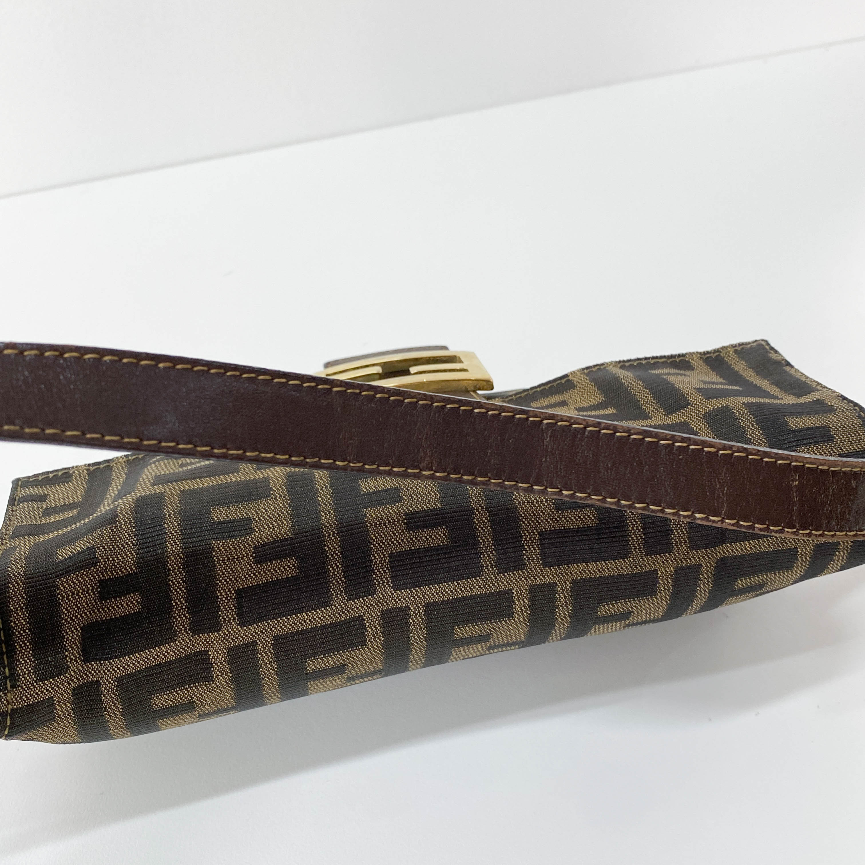 Baguette Brown Zucca Canvas Shoulder Bag with Gold Hardware