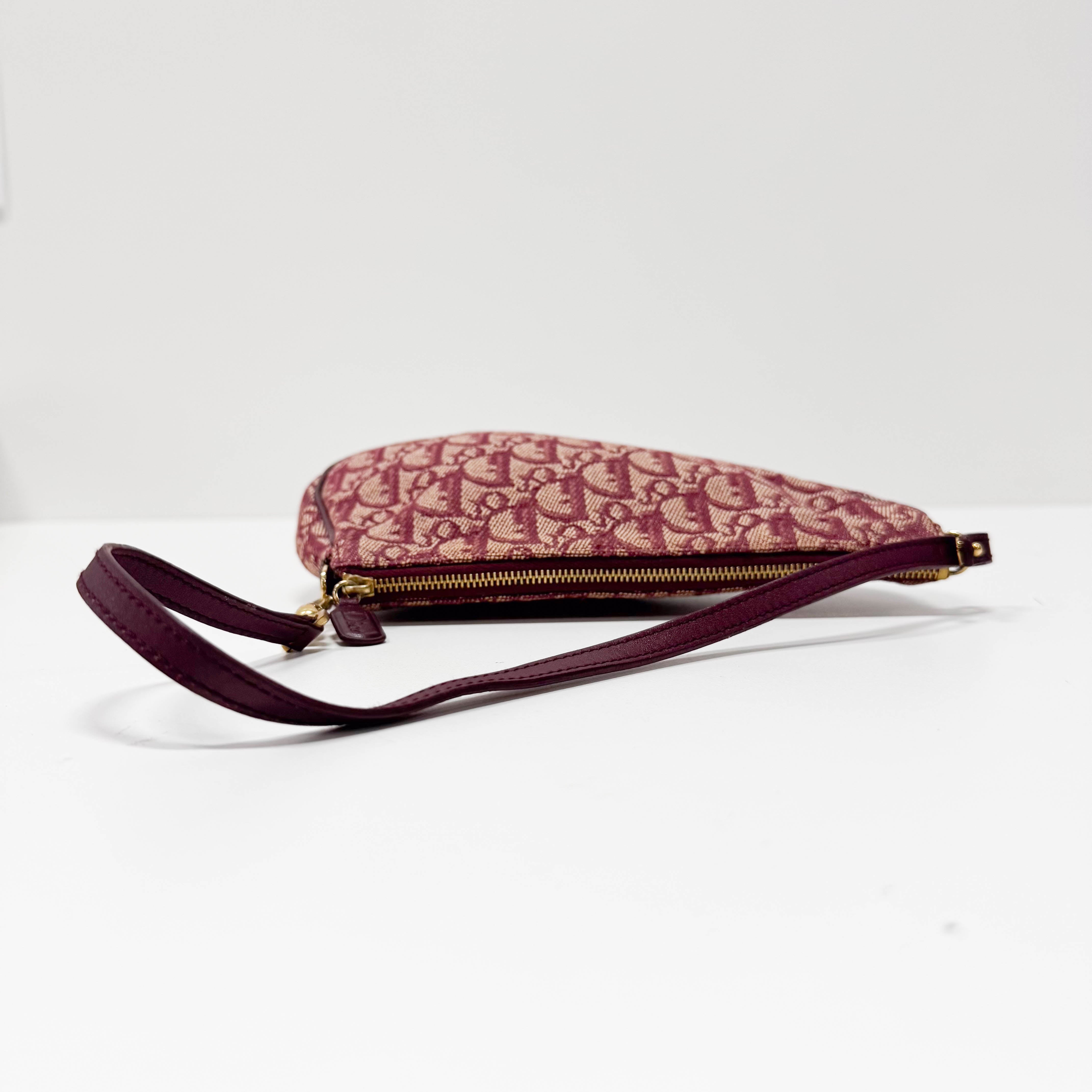 Trotter Saddle Shoulder Bag