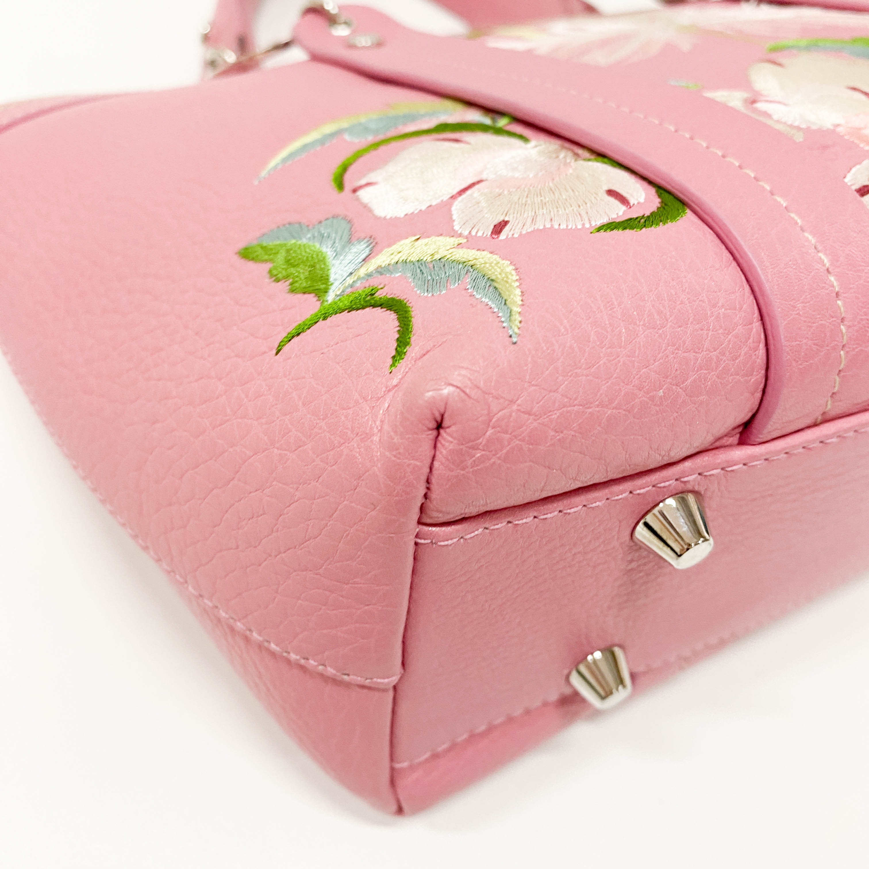 Pink Floral Embroidery Grained Calfskin Leather Hand Bag
