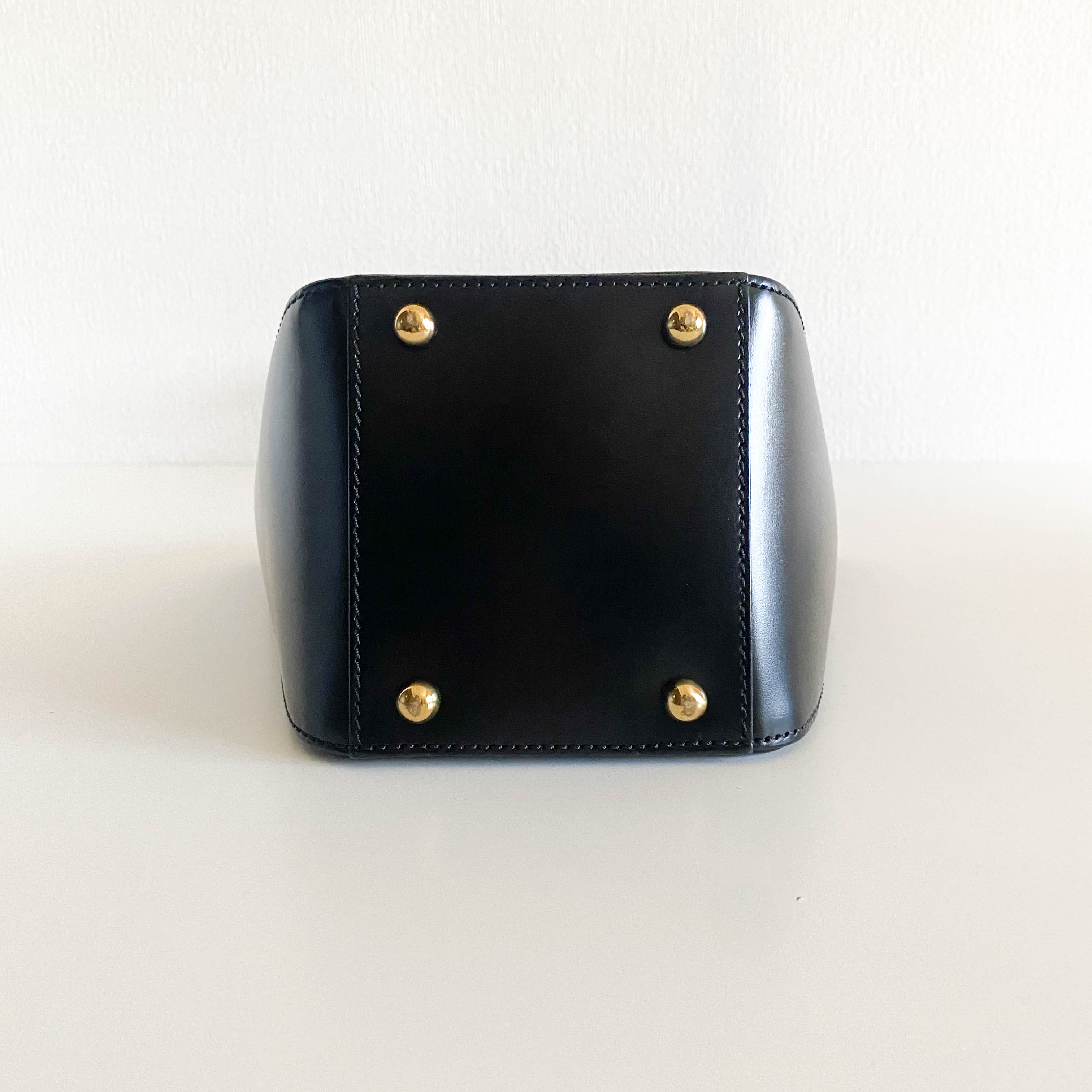 Panthère Black Leather Handbag