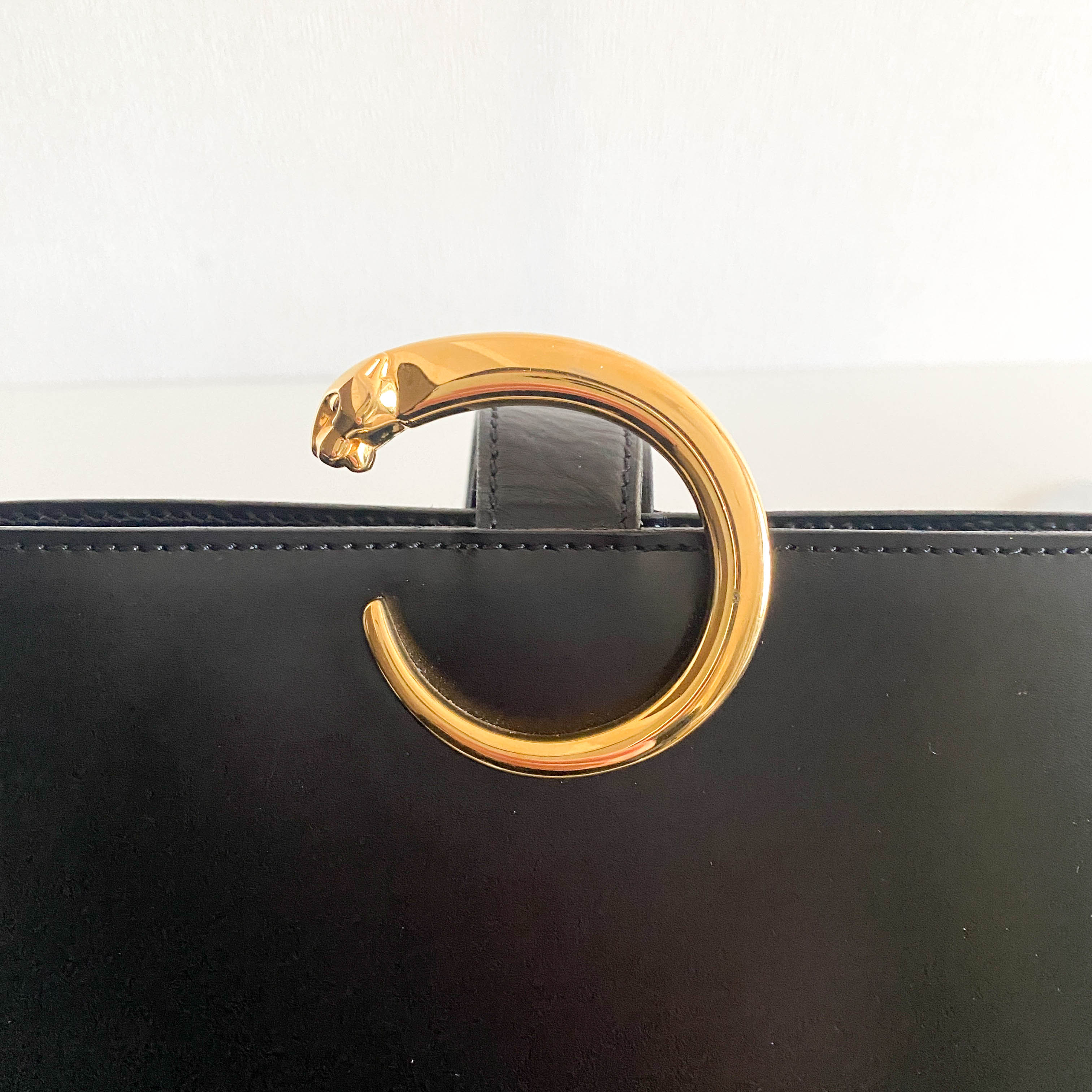 Panthère Black Leather Handbag