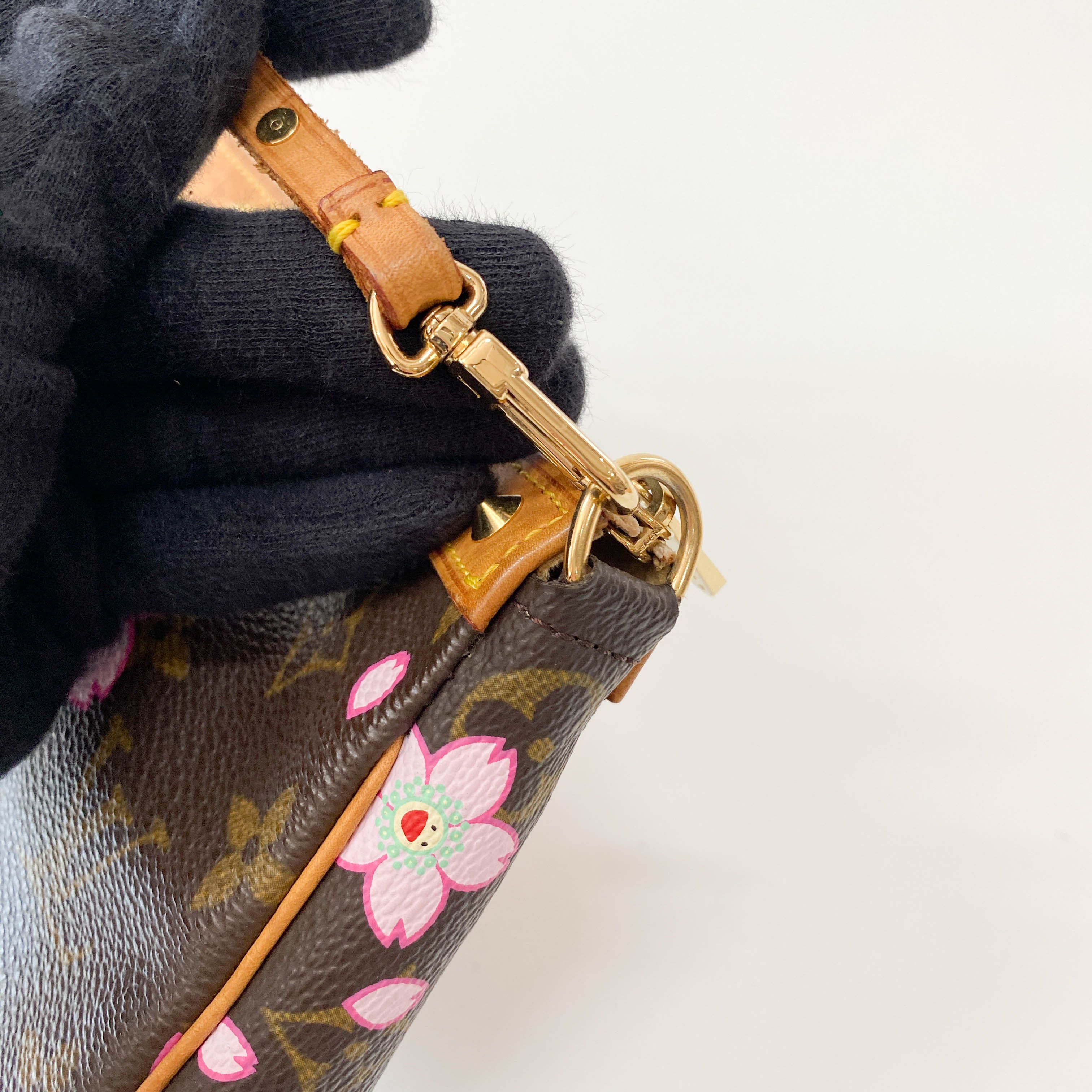 Louis Vuitton x Takashi Murakami Monogram Cherry Blossom Pochette Accessoire M92006