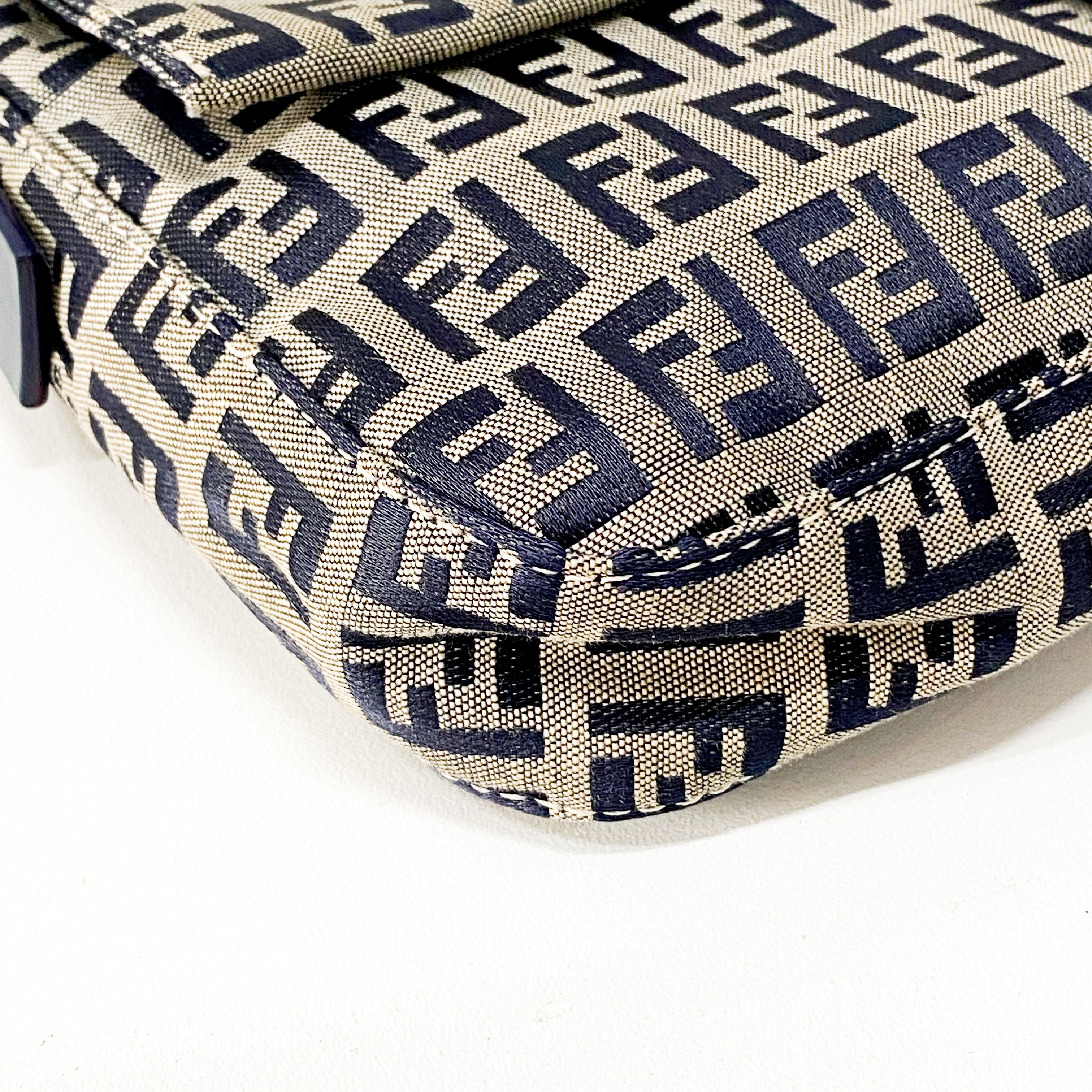 Zucchino Baguette Grey Coated Canvas Shoulder Bag