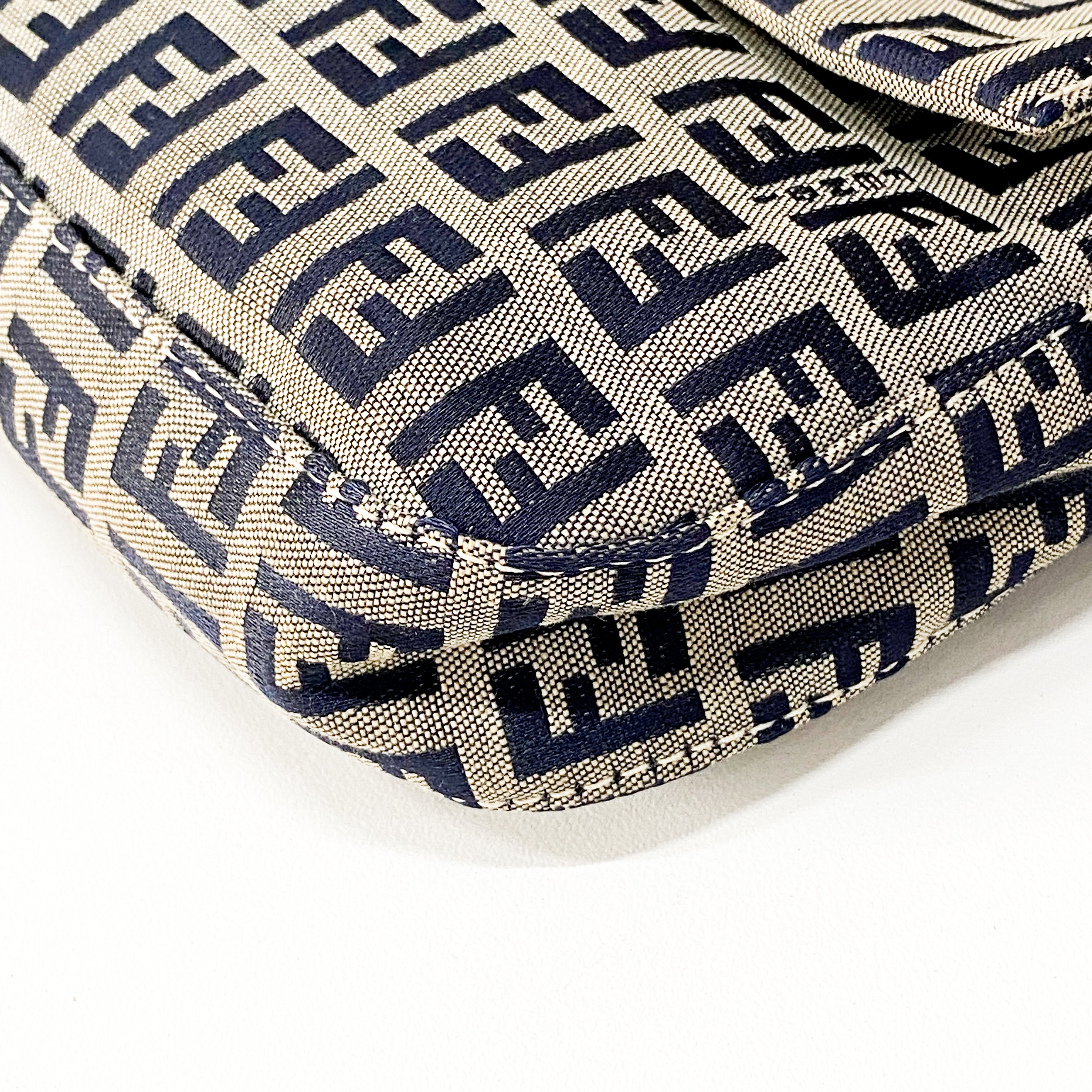 Zucchino Baguette Grey Coated Canvas Shoulder Bag