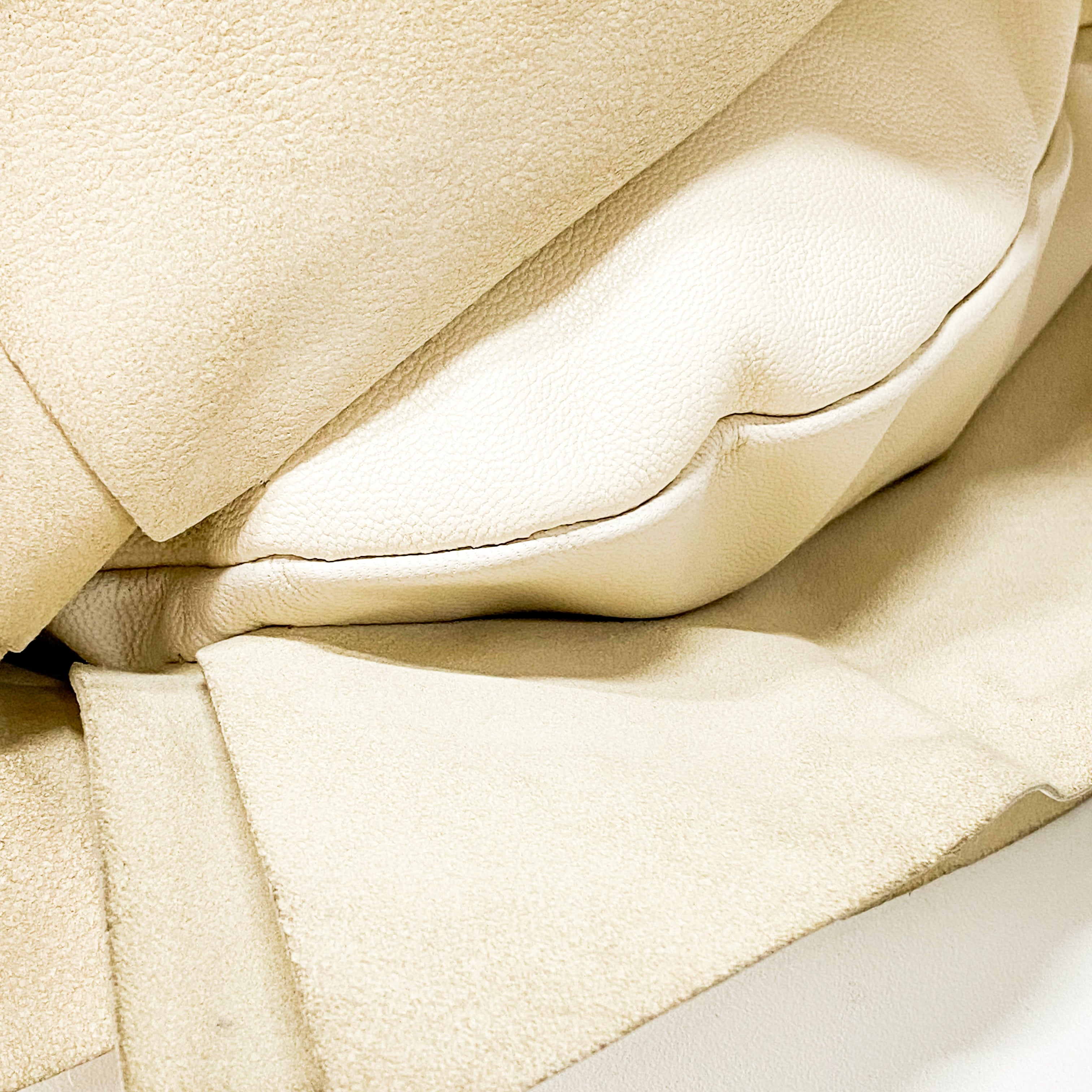 Saint-Tropez White Leather Shoulder Bag