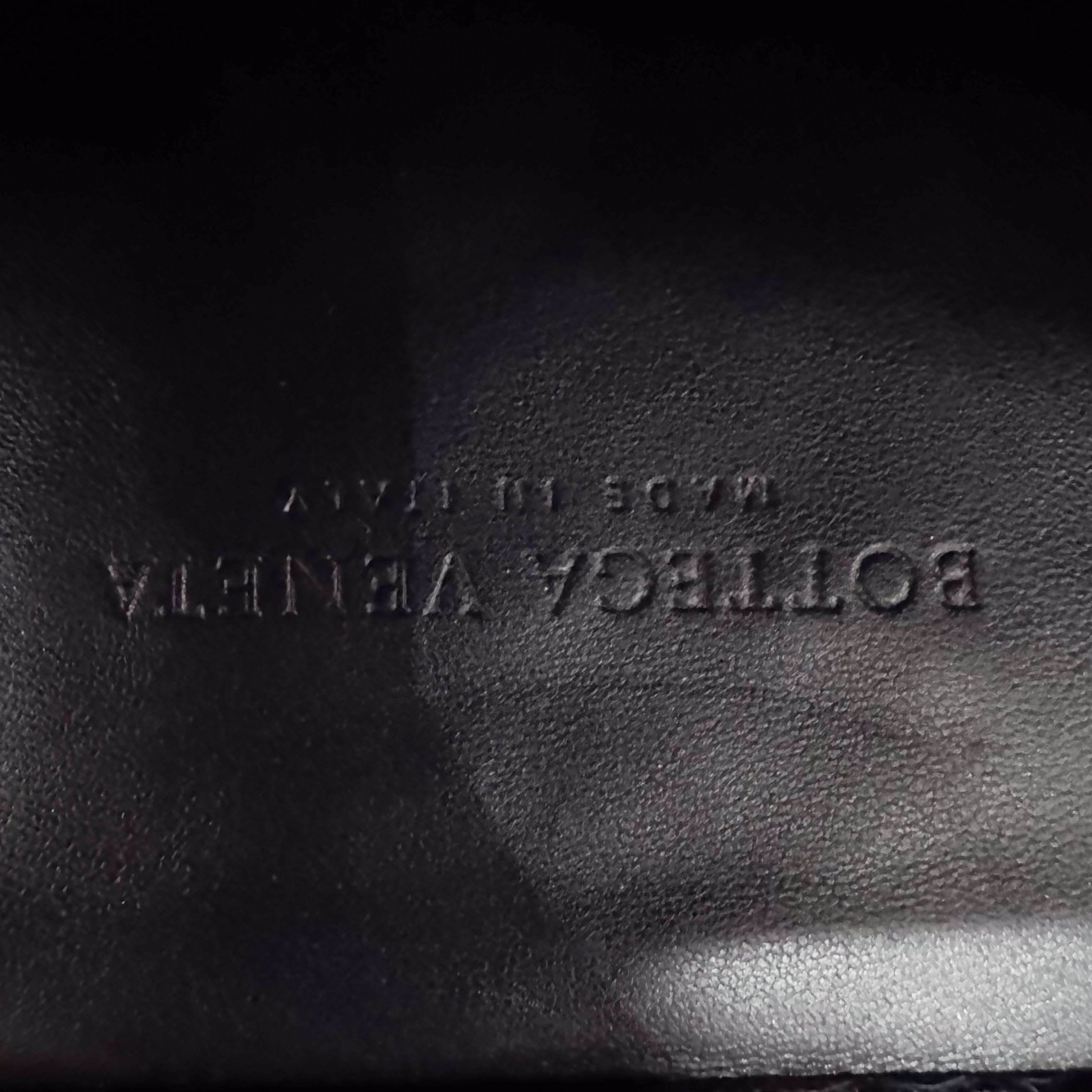 Intrecciato Black Suede Handbag