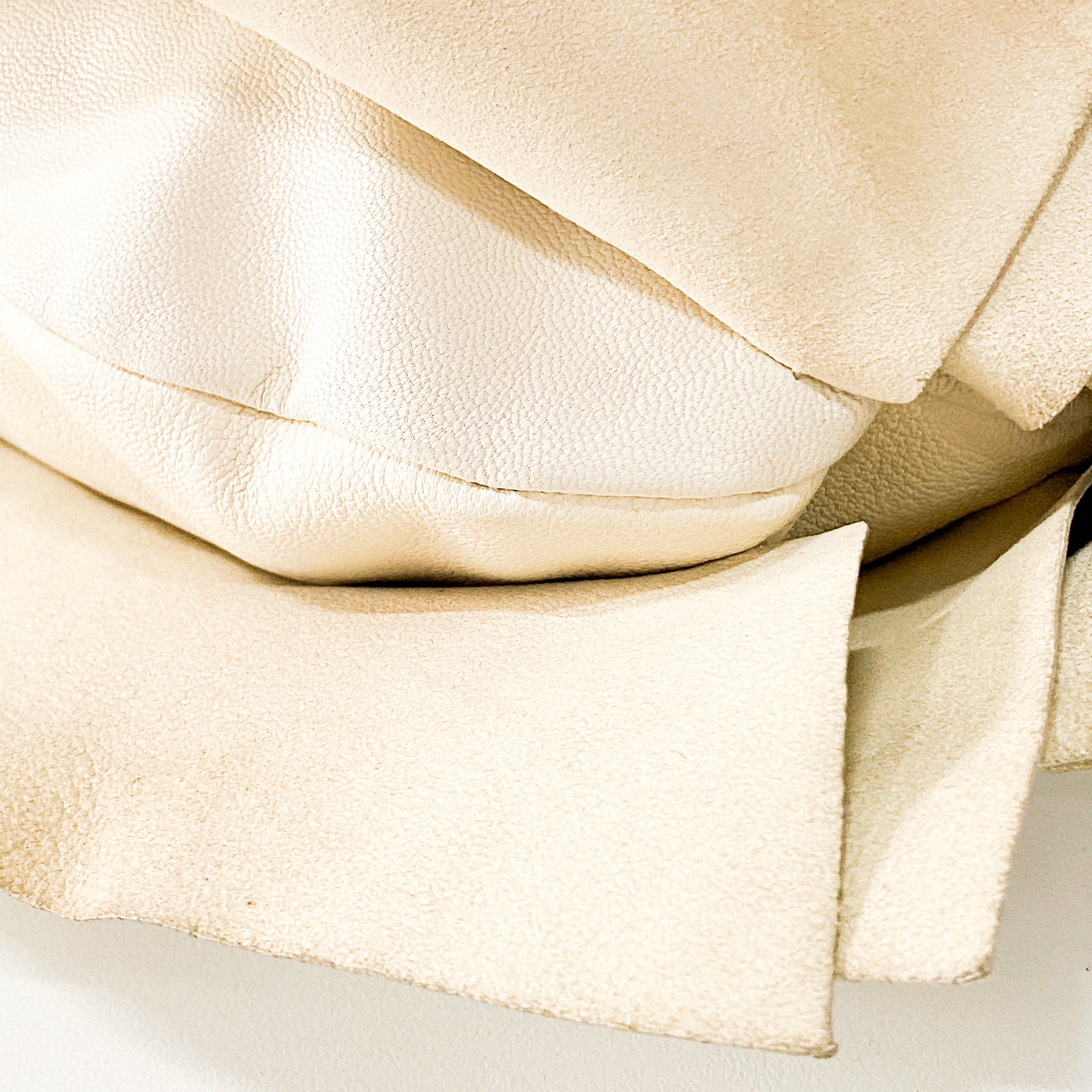 Saint-Tropez White Leather Shoulder Bag