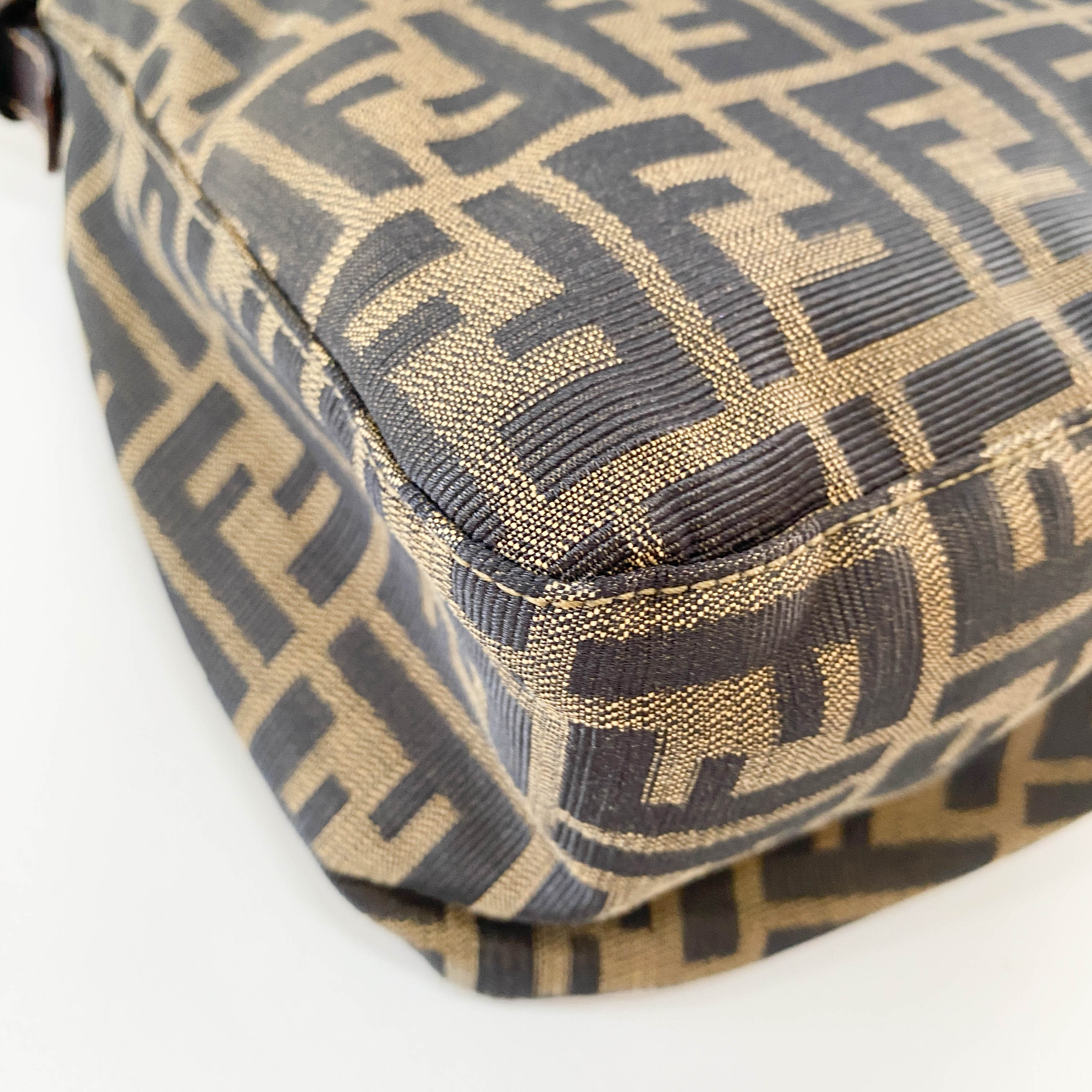 Zucca Mamma Baguette Shoulder Bag