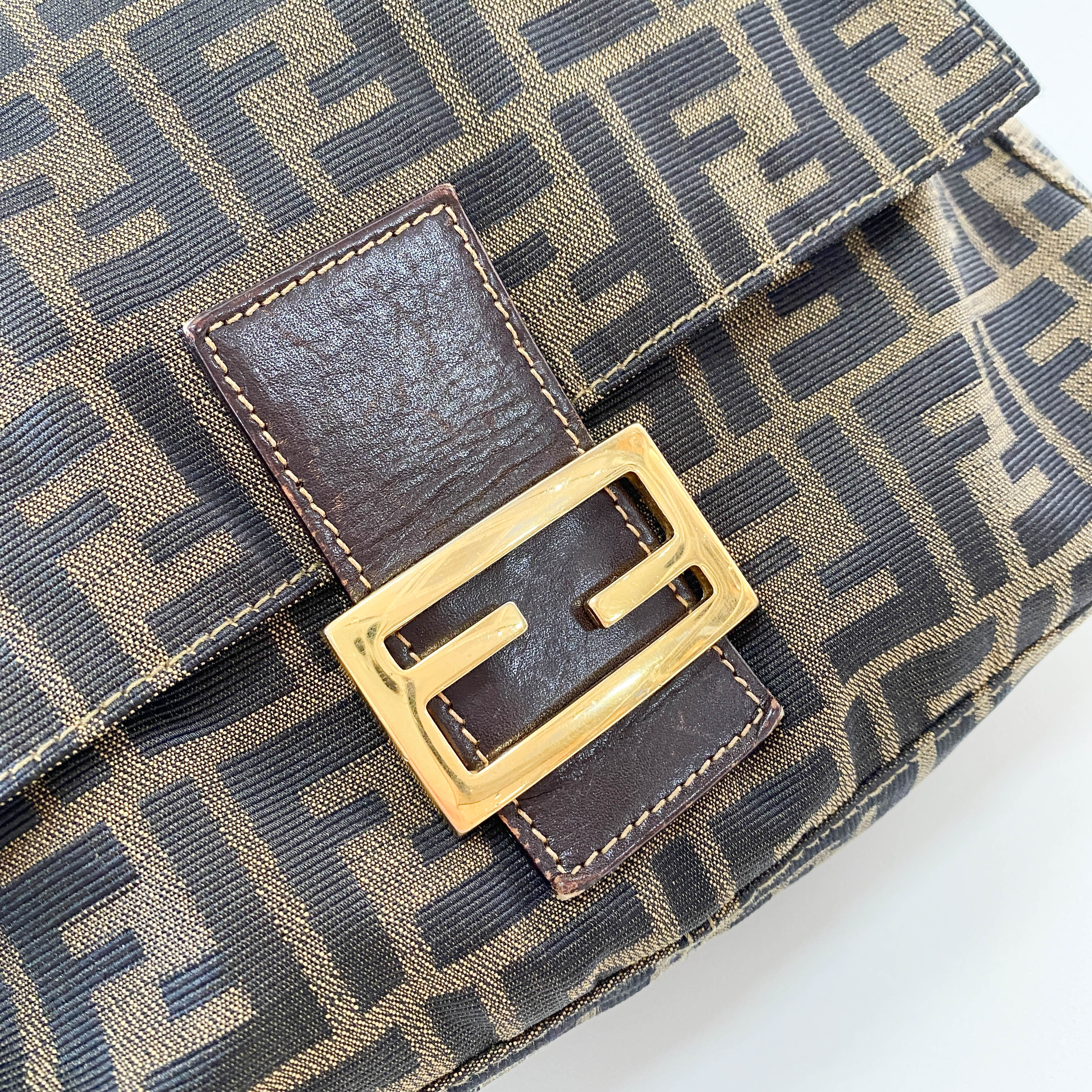 Zucca Mamma Baguette Shoulder Bag