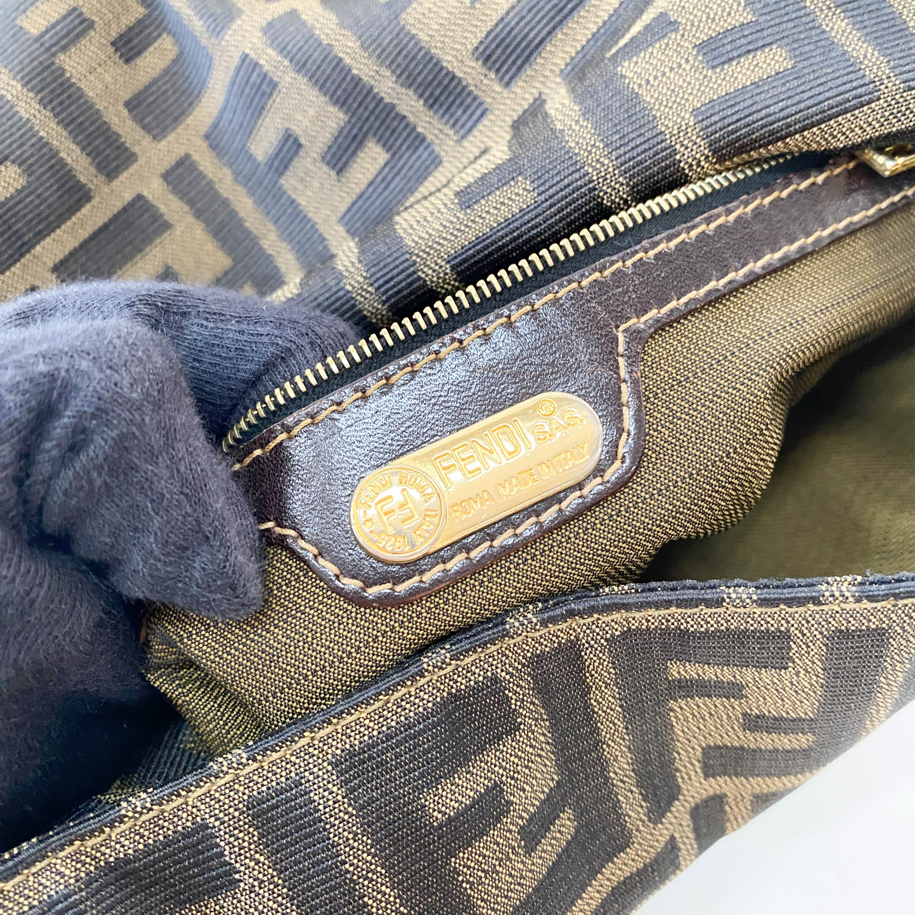 Zucca Mamma Baguette Shoulder Bag