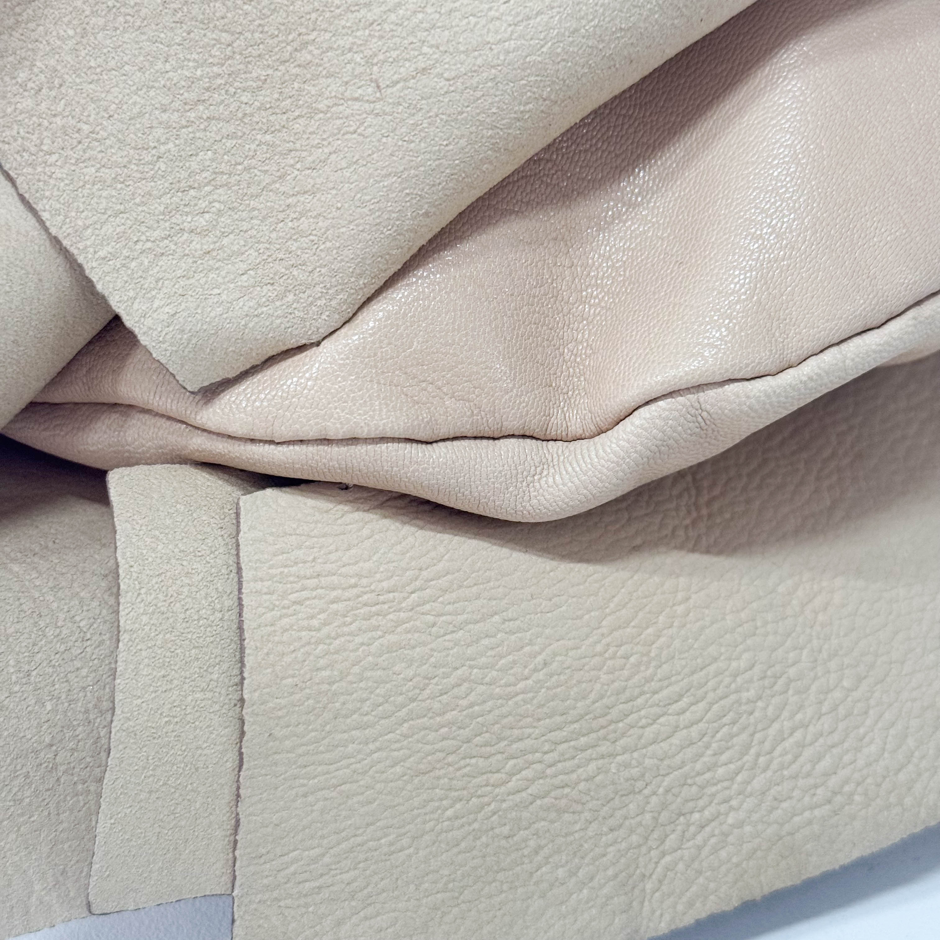 Mombasa Saint-Tropez Beige Leather Hand Bag