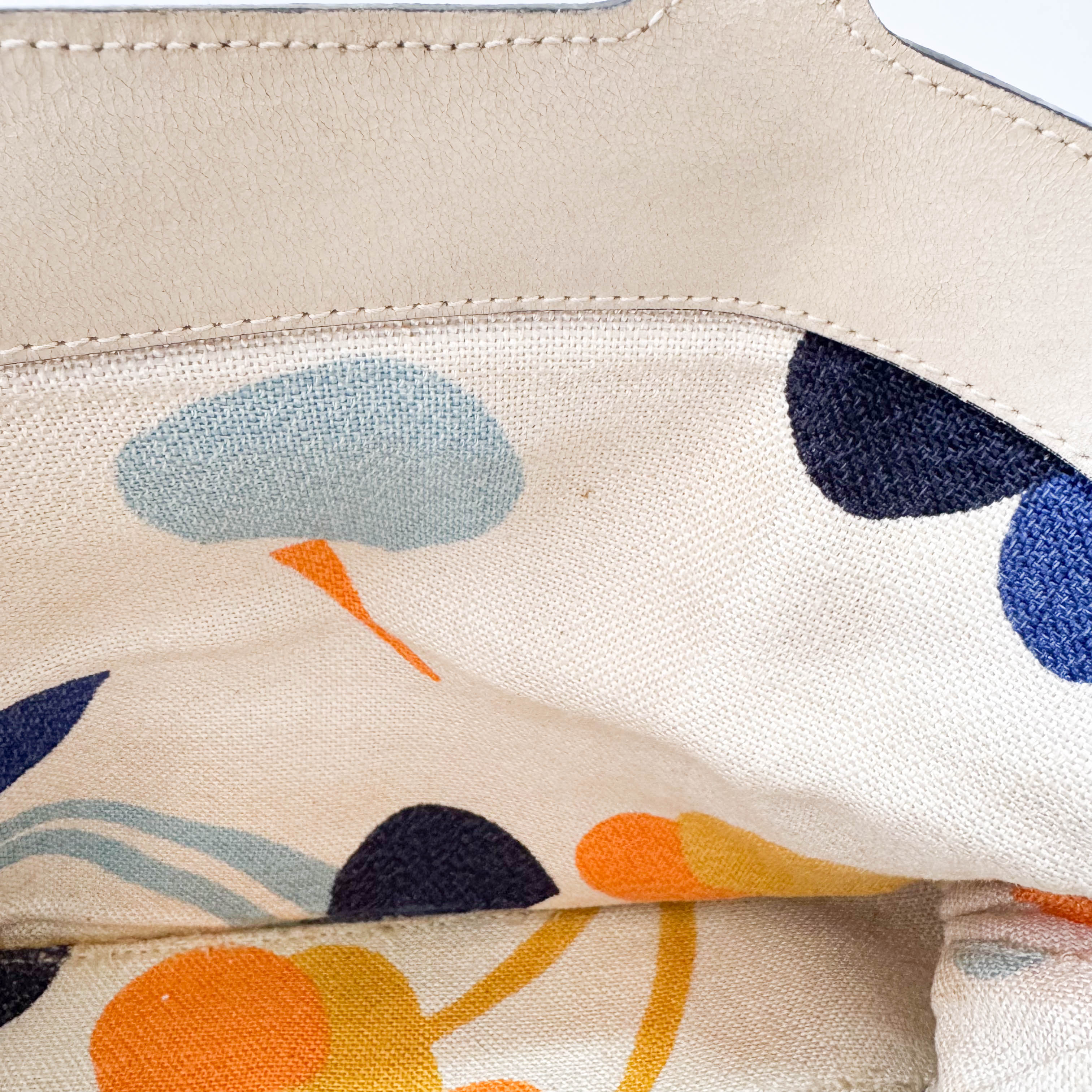 Archive Inner Floral Handle Bag